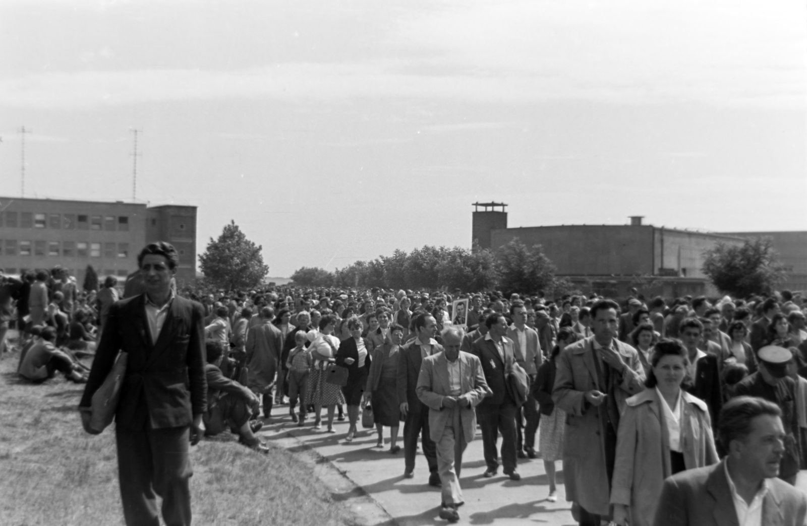 Magyarország, Ferihegyi (ma Liszt Ferenc) repülőtér, Budapest XVIII., Jurij Gagarin fogadása 1961. augusztus 19-én., 1961, Dénes János, Budapest, Fortepan #200187