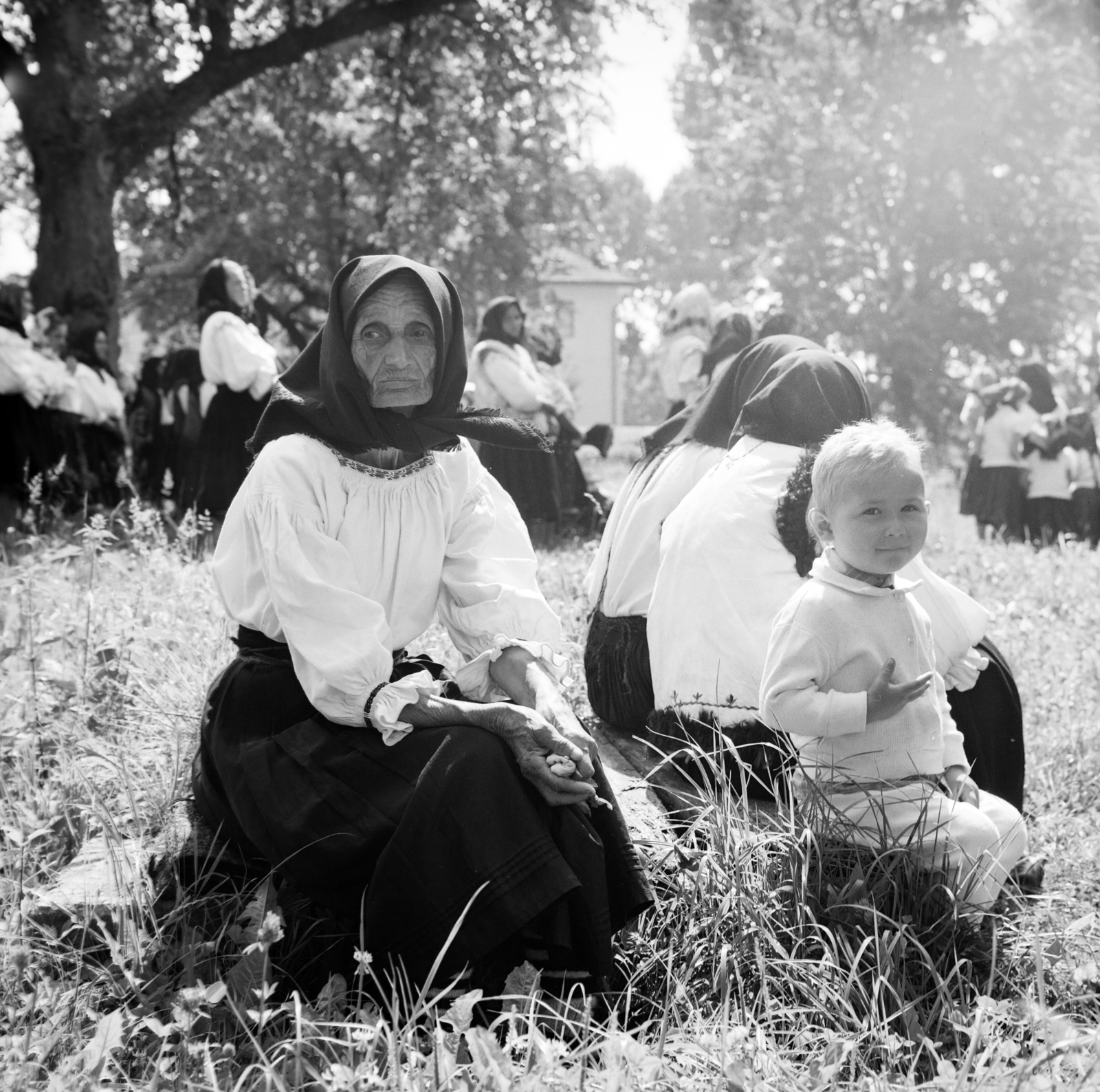 1970, Dobszay Zsófia, folk costume, Fortepan #200267