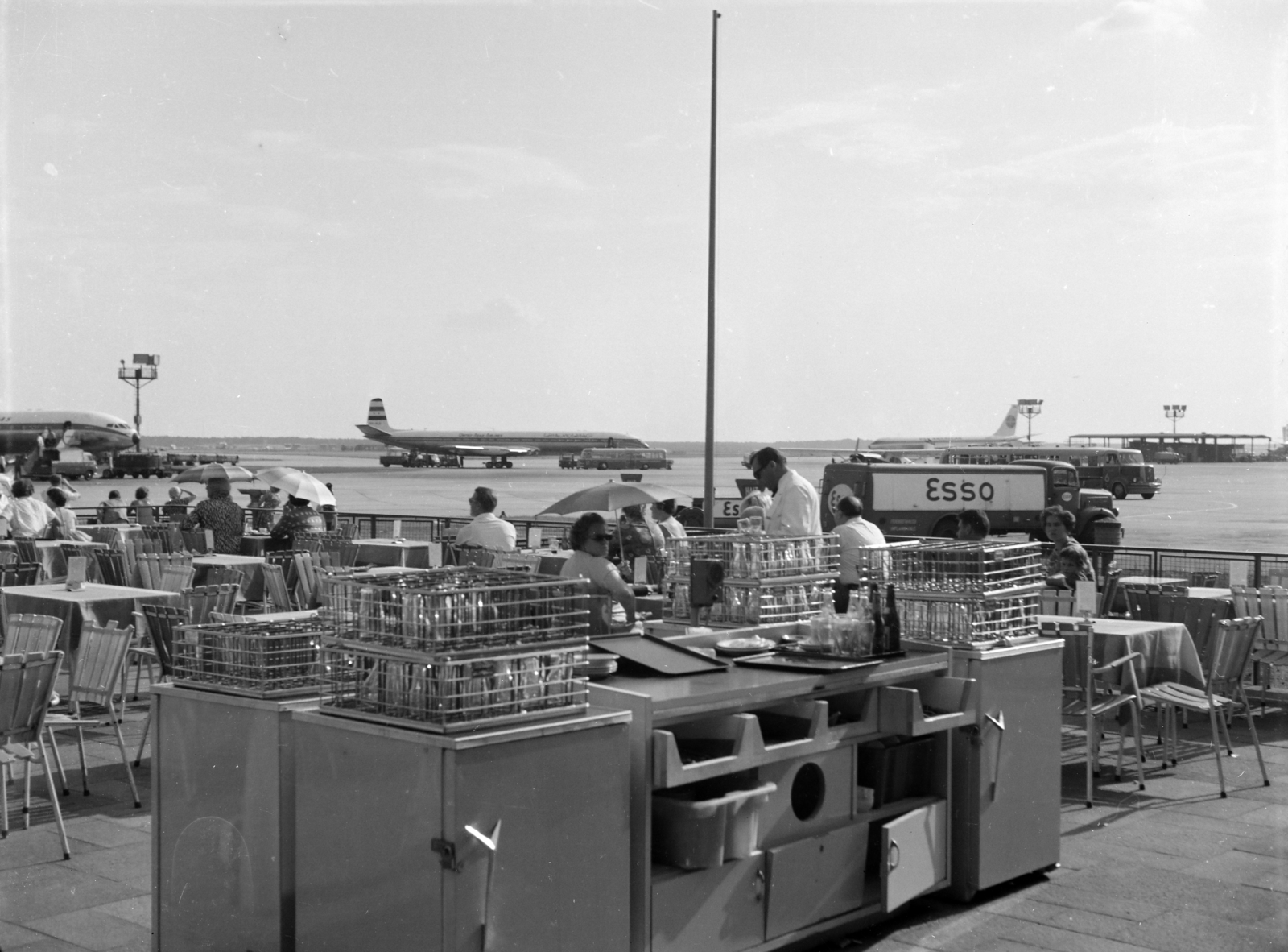 1963, Fejes Ágota, airport, FRG, Fortepan #200530
