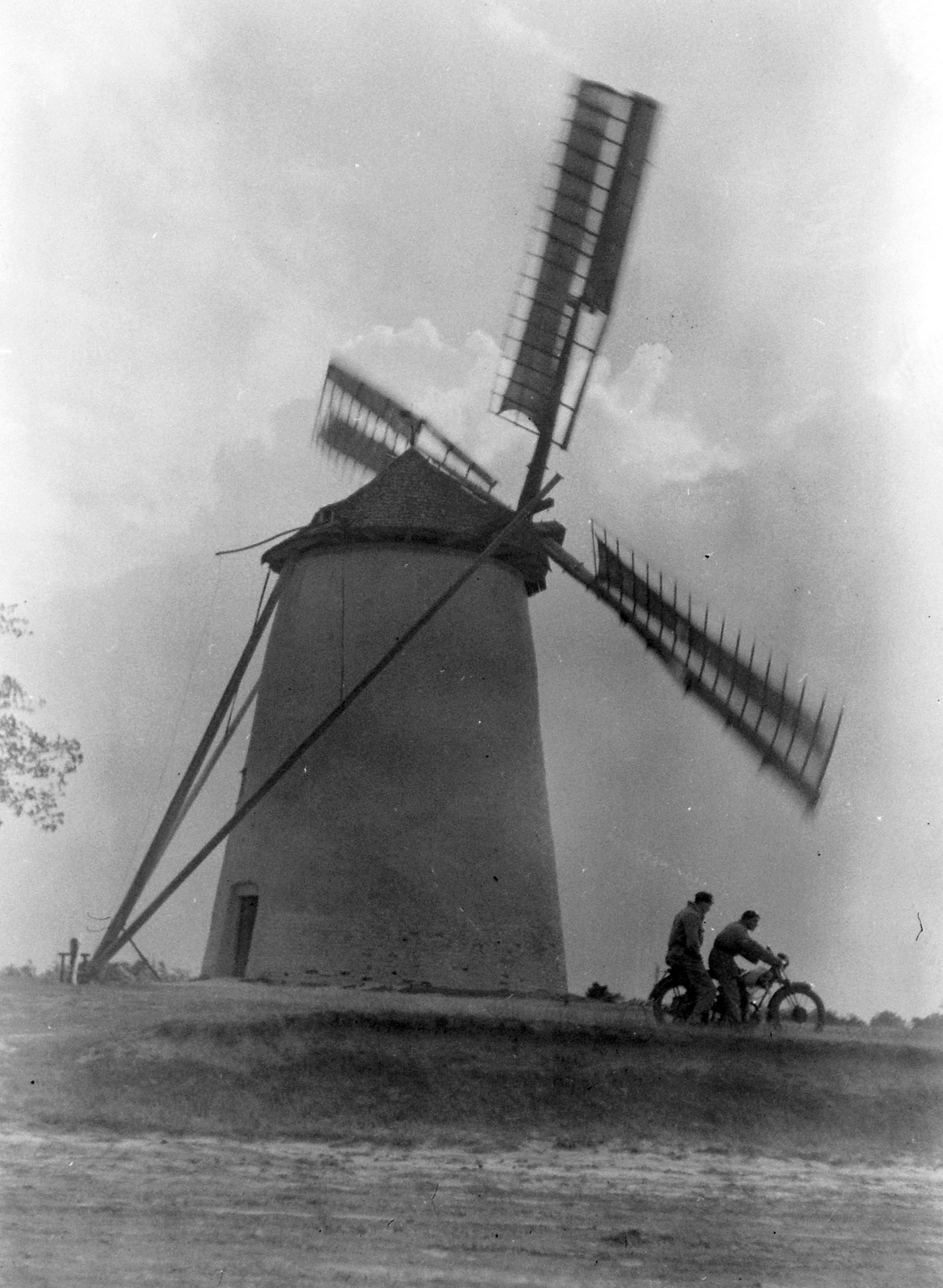 1930, Privát Fotó és Film Archívum-Höfler Tibor gyűjtemény, motorcycle, Mill, windmill, Fortepan #20065