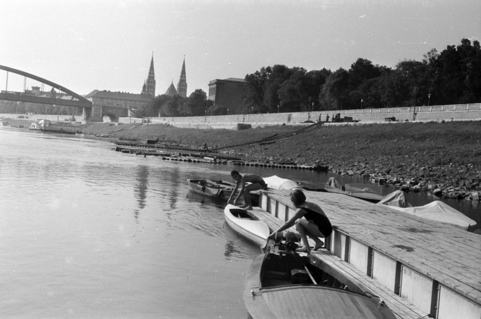 Magyarország, Szeged, Tisza-part, a Szabadság úszóház., 1968, Földvári Mihály, Fortepan #200790