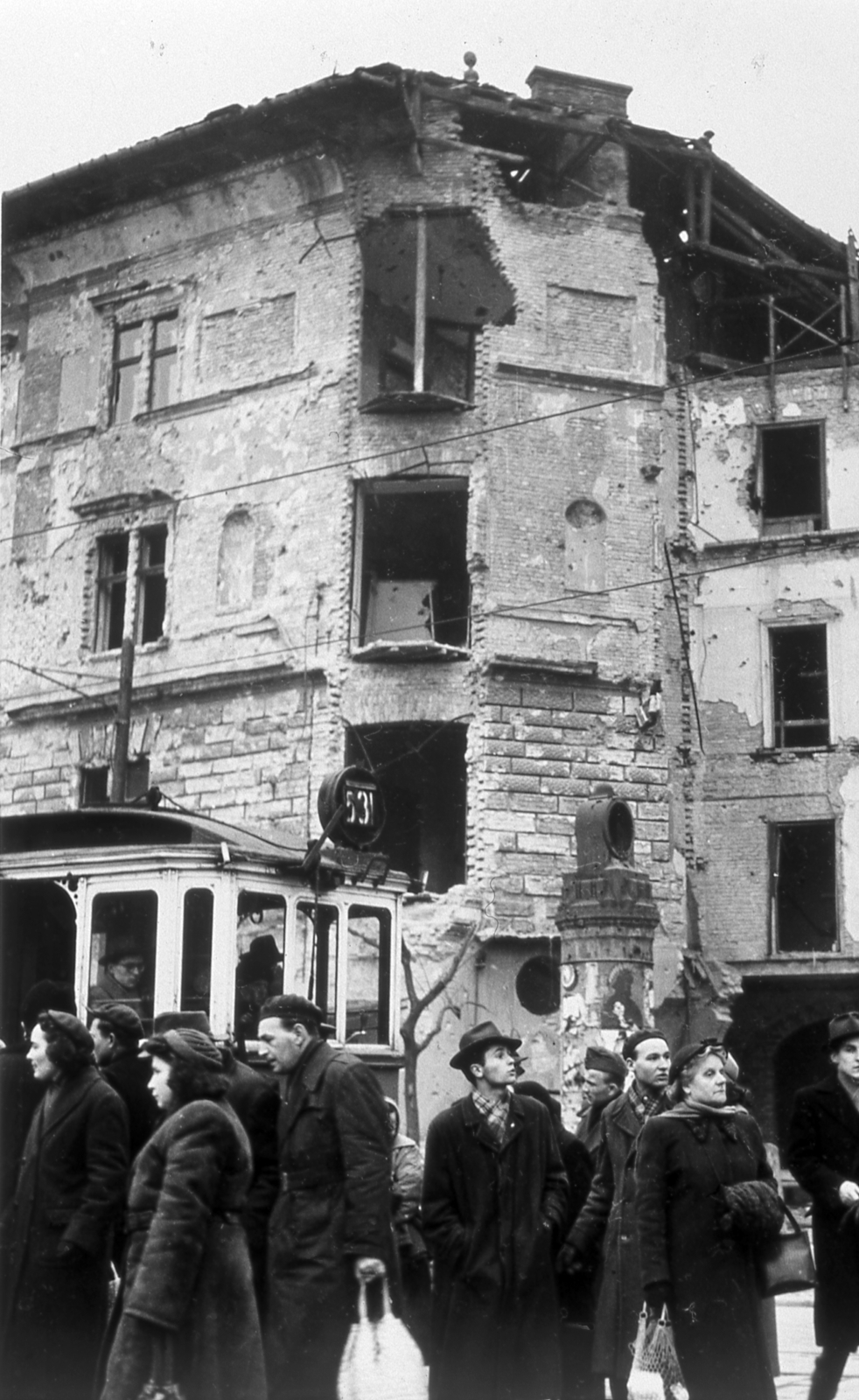 Hungary, Budapest VIII., Üllői út 36., a József körút sarkánál álló ház., 1956, Fortepan, Budapest, damaged building, Fortepan #200866