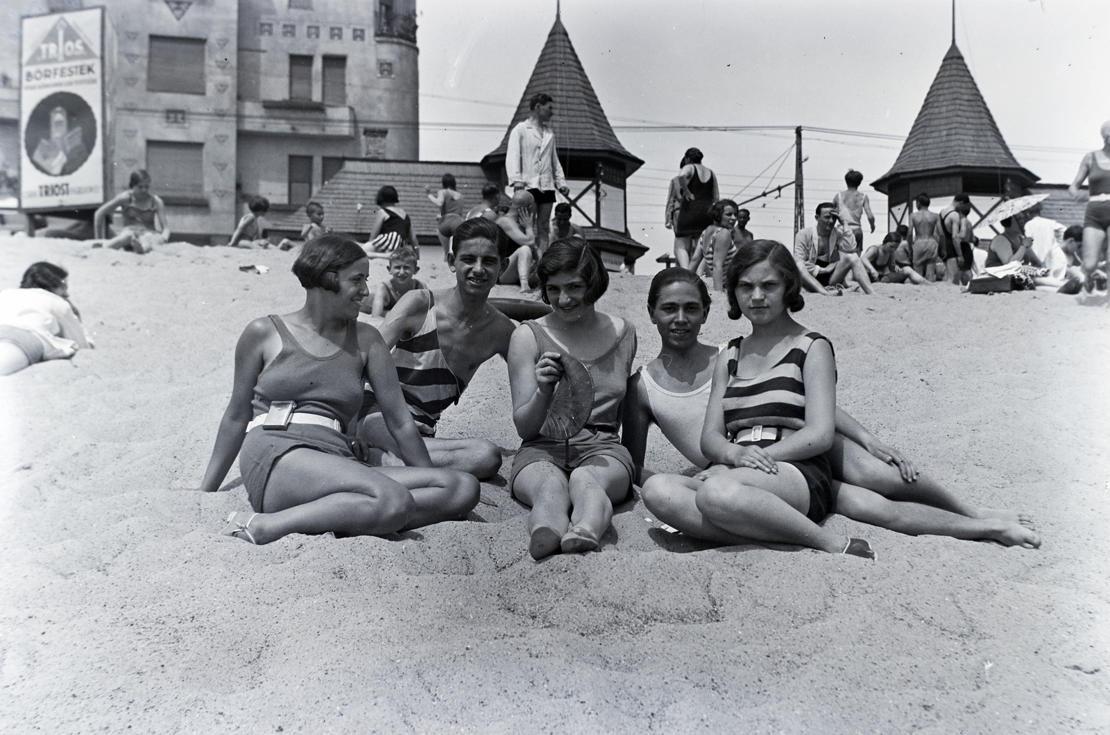 Magyarország, Budapest II., Duna strandfürdő az Újlaki rakparton a Sajka utcánál., 1932, Gara Andor, strand, plakát, Budapest, Fortepan #200937