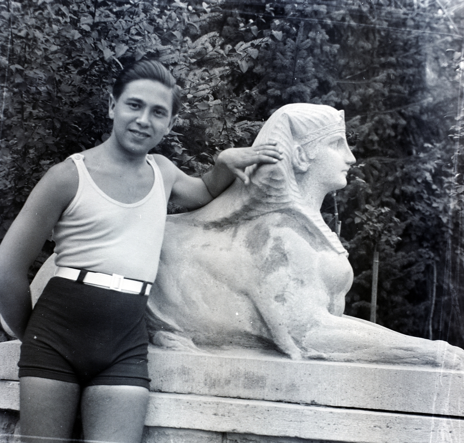 Hungary, Budapest III., Csillaghegyi strandfürdő., 1933, Gara Andor, sphinx, Budapest, Fortepan #201026