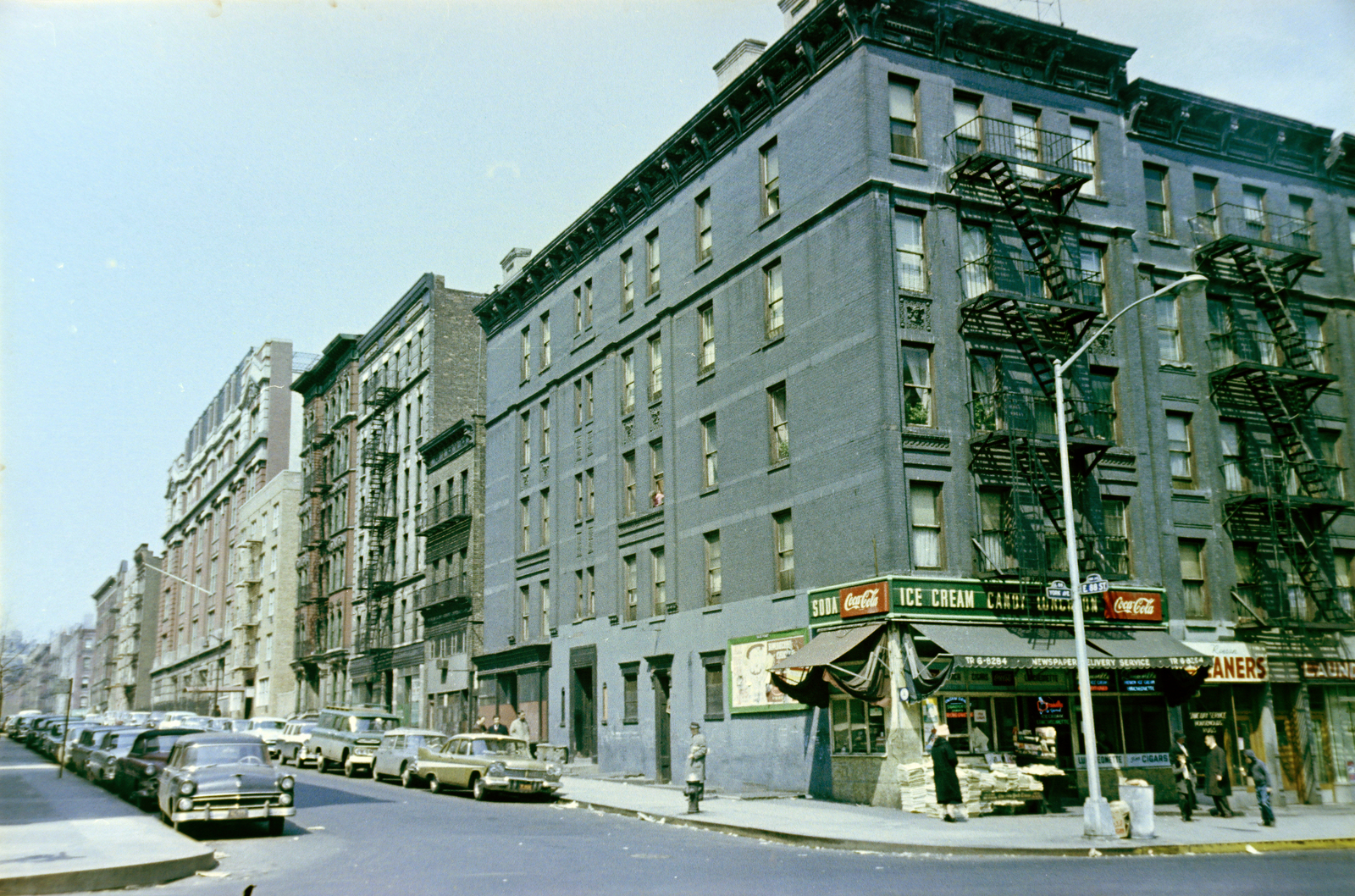 USA, New York, a York Ave és az E 88. Street keresztezödése., 1962, Gergely György, colorful, Fortepan #201306