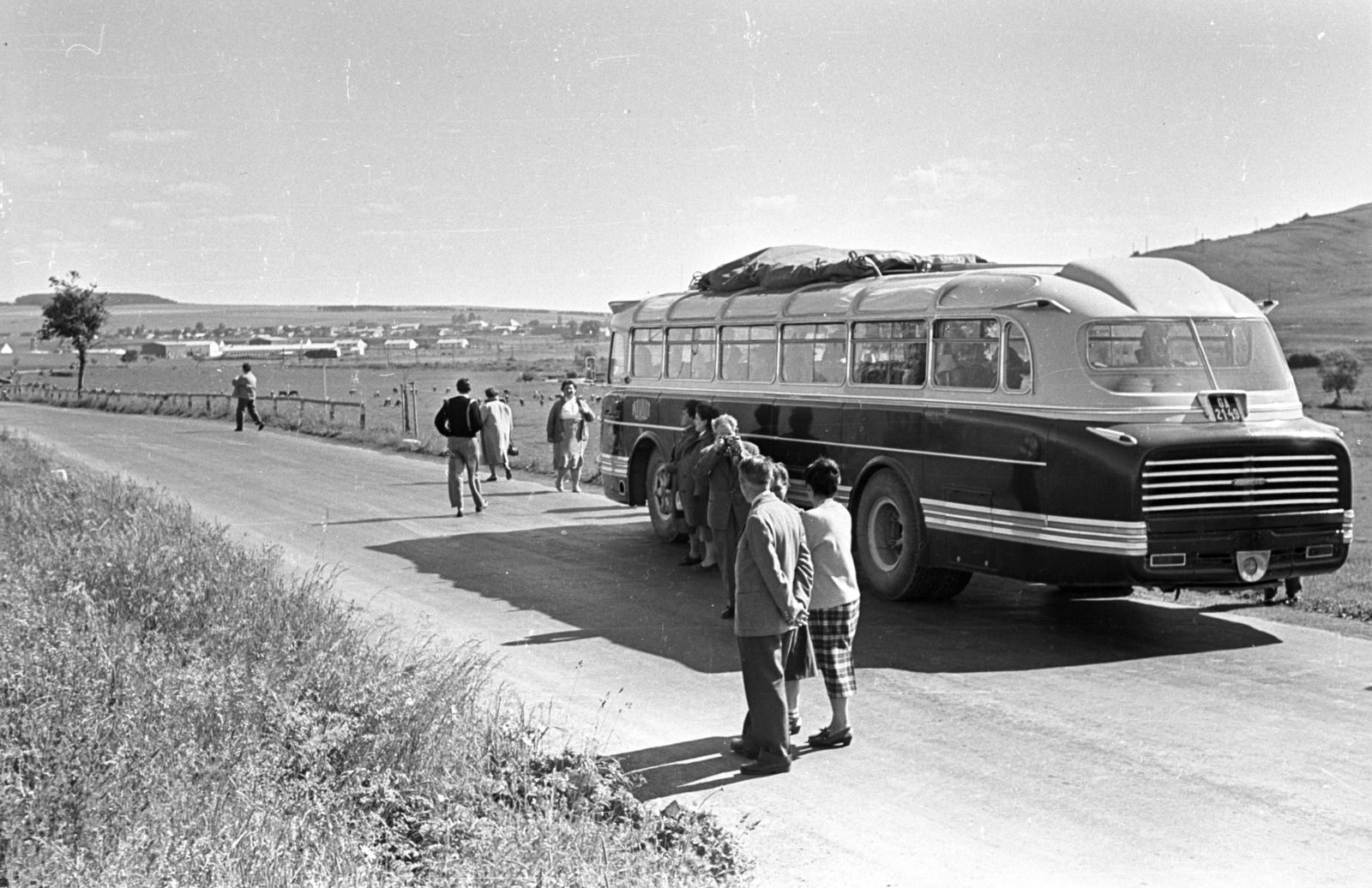 1963, Jakab Antal, autóbusz, Ikarus-márka, MÁVAUT-szervezet, Ikarus 55, rendszám, Csehszlovákia, Fortepan #201658