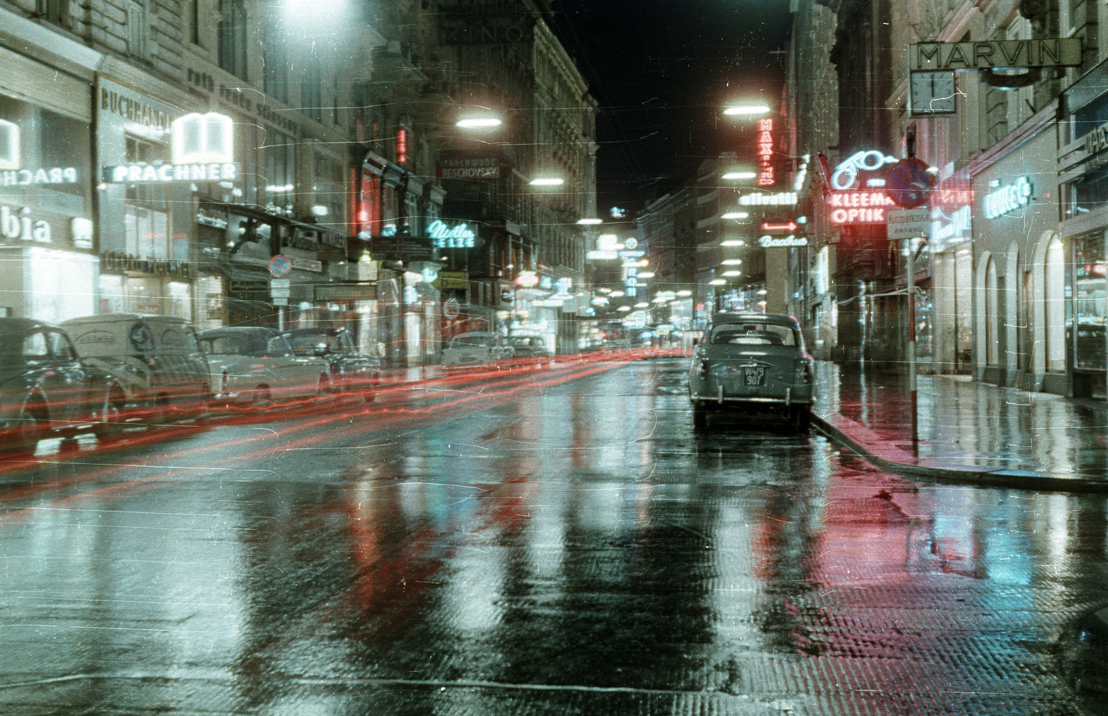 Ausztria, Bécs, Kärntner Strasse a Philharmonikergasse felől, jobbra a Krugerstrasse torkolata., 1962, Jakab Antal, színes, Fortepan #201705