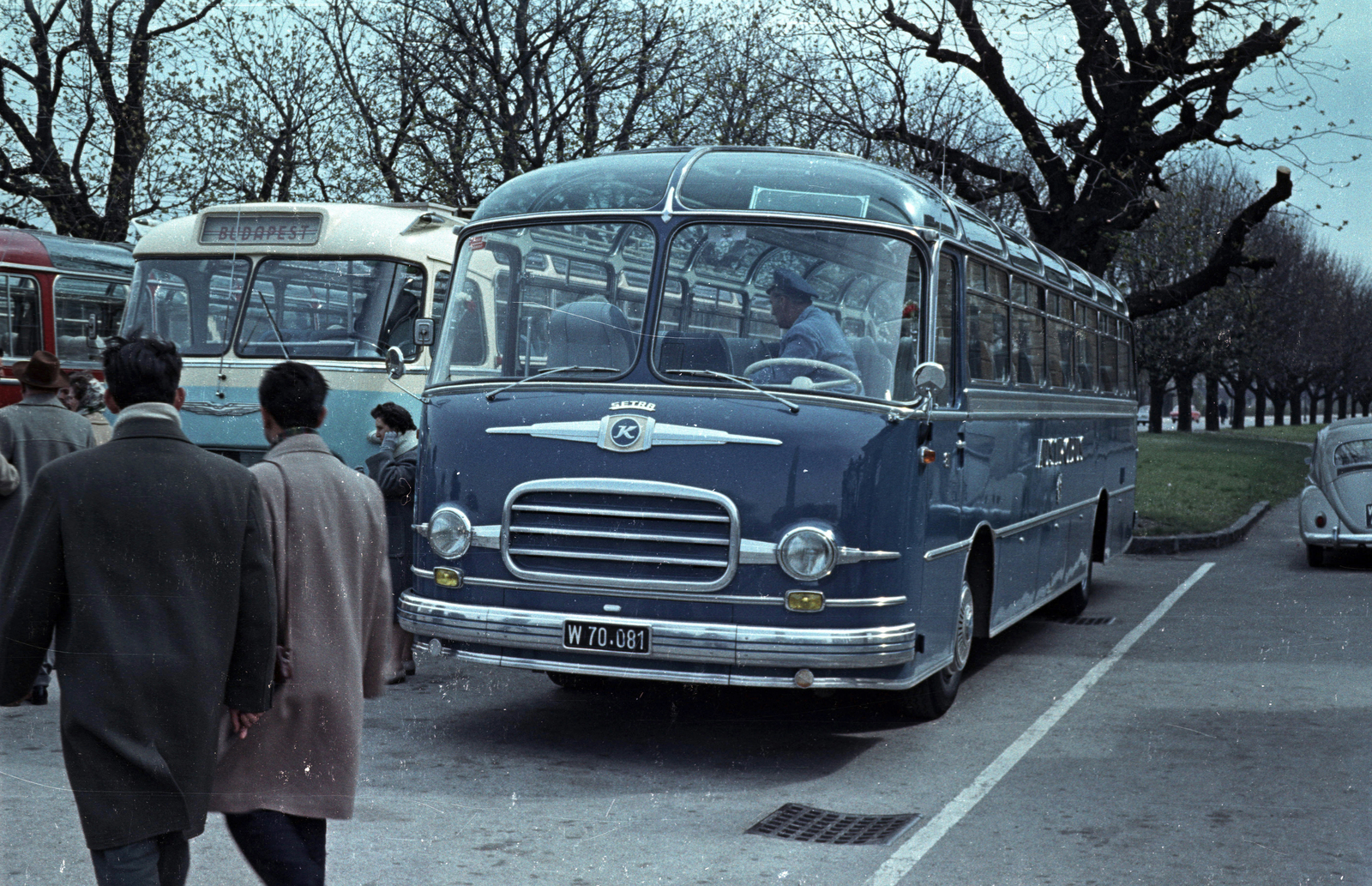 Austria, Vienna, Maria-Theresien-Platz, autóbuszparkoló., 1962, Jakab Antal, colorful, bus, Austro-Setra-márka, Fortepan #201733