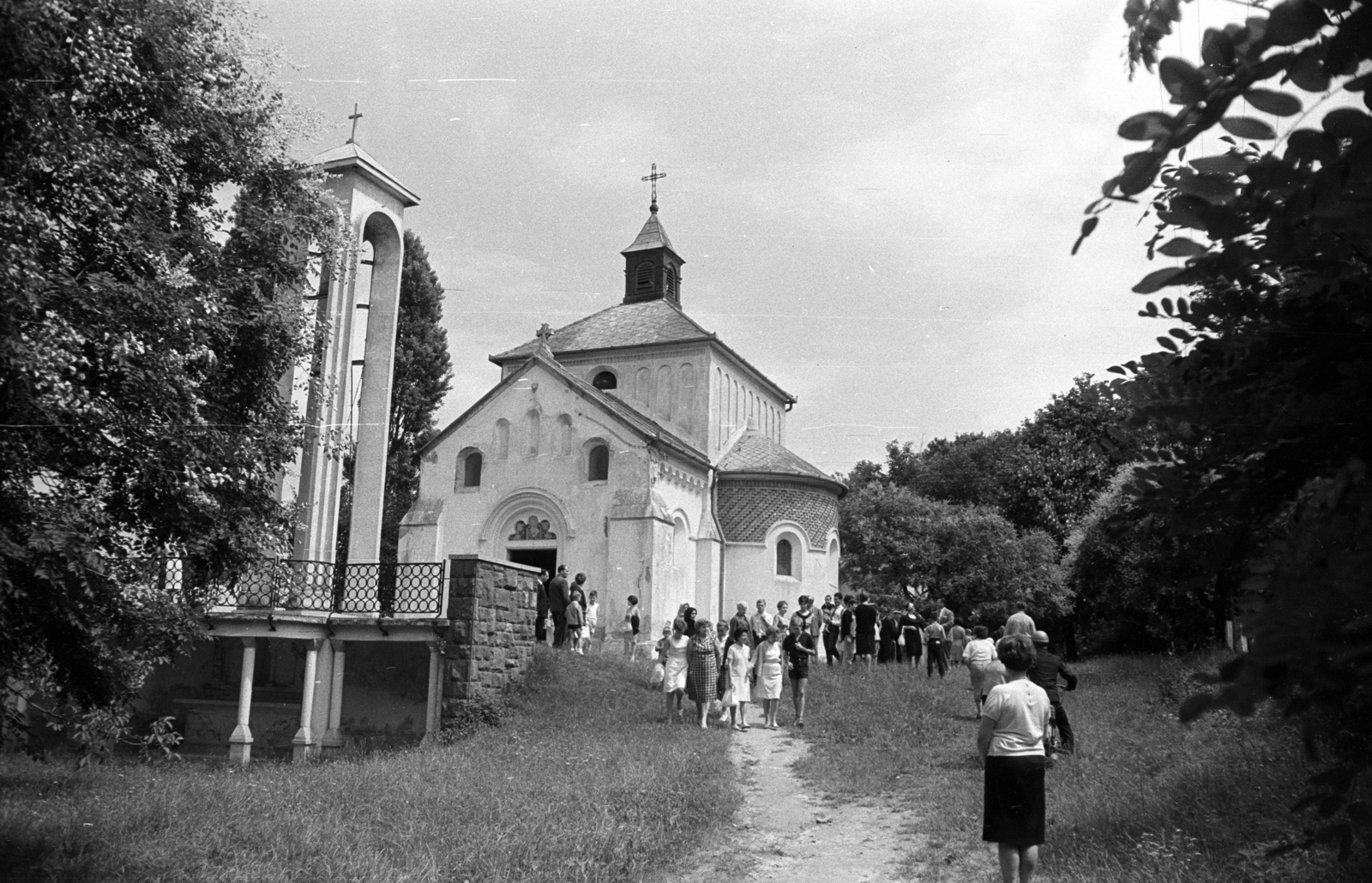 Magyarország,Balaton, Fonyód, Templom utca, Nagyboldogasszony-templom., 1966, Jakab Antal, templom, Fortepan #201759