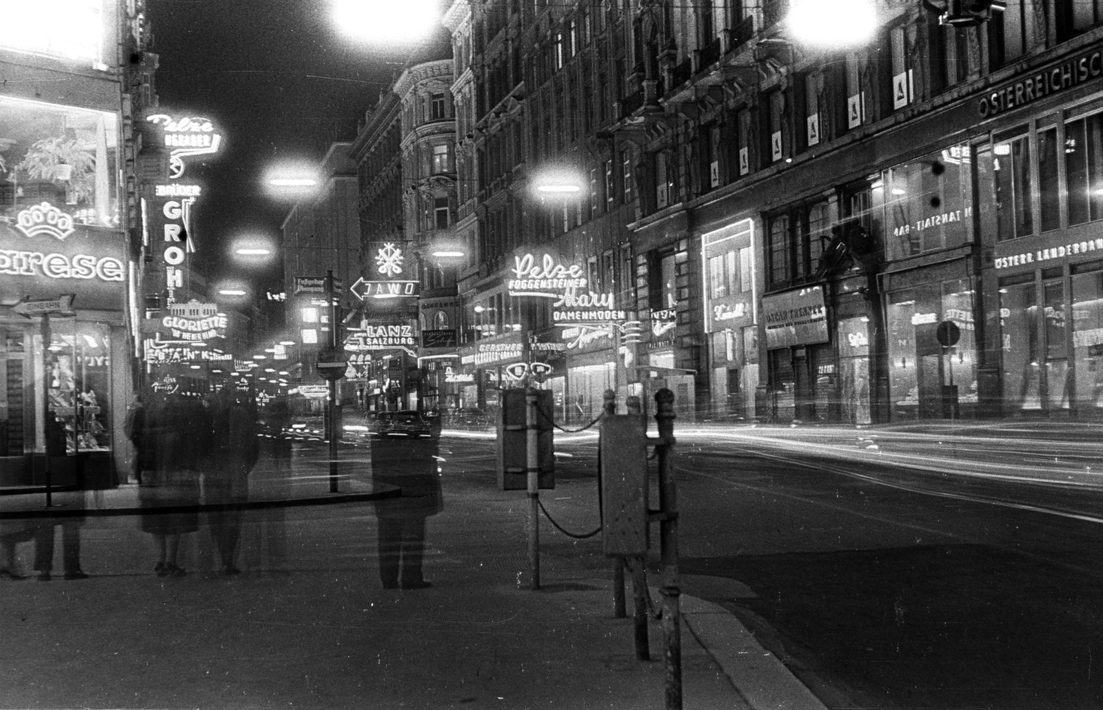 Austria, Vienna, a Kärntner Strasse a Singerstrasse sarkától az Opera felé nézve., 1962, Jakab Antal, Fortepan #201864