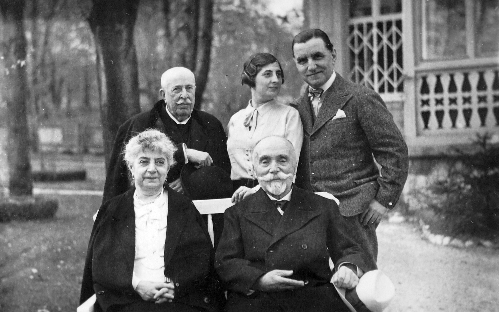 Hungary, jobb szélen dr. Kosutány István a Kézvonalak-embersorsok című könyv szerzője áll., 1929, Fortepan, tableau, women, men, Fortepan #20199