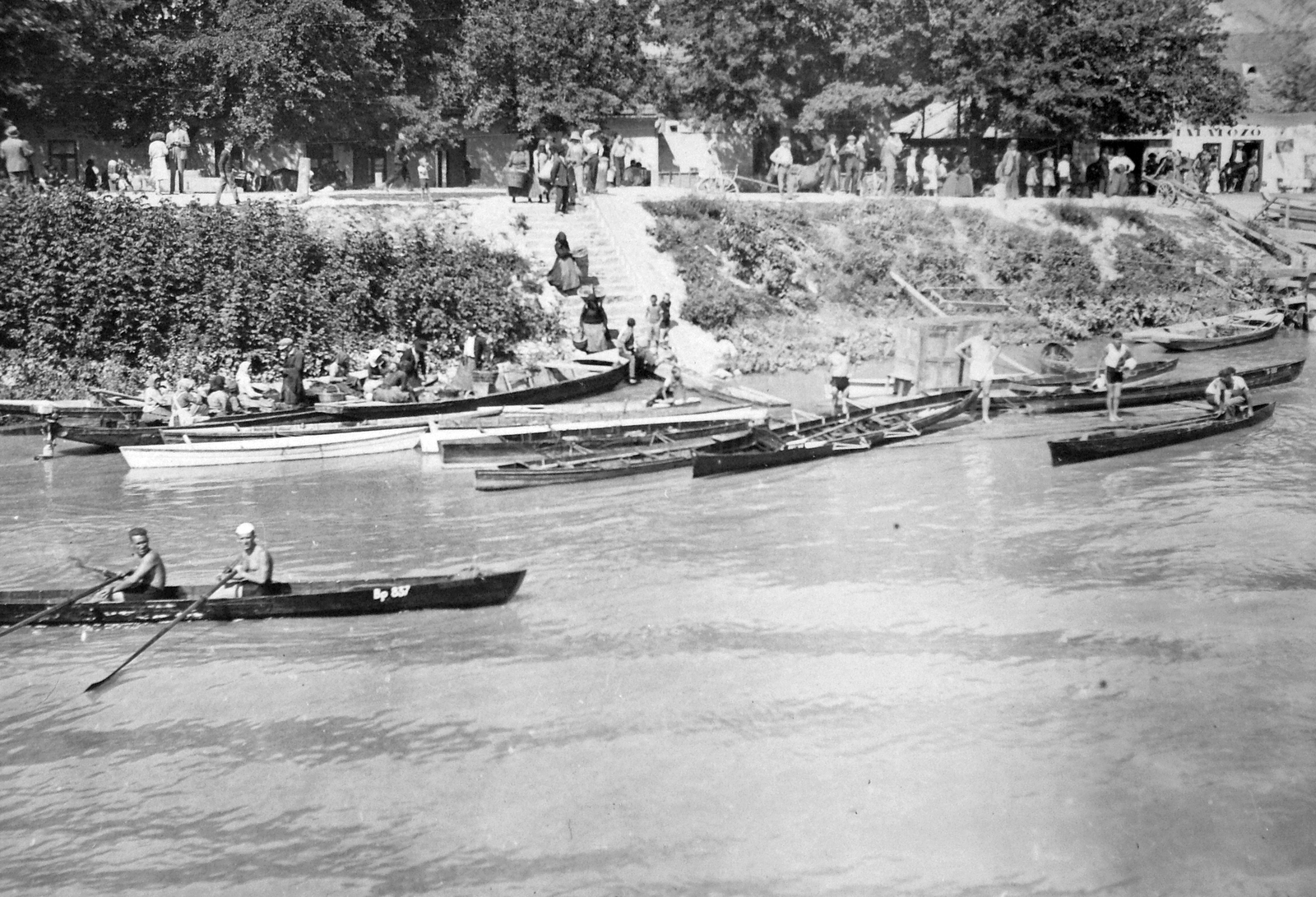 Hungary, Szentendre, Duna-part., 1931, Fortepan, river, market, shore, paddling, Fortepan #20210