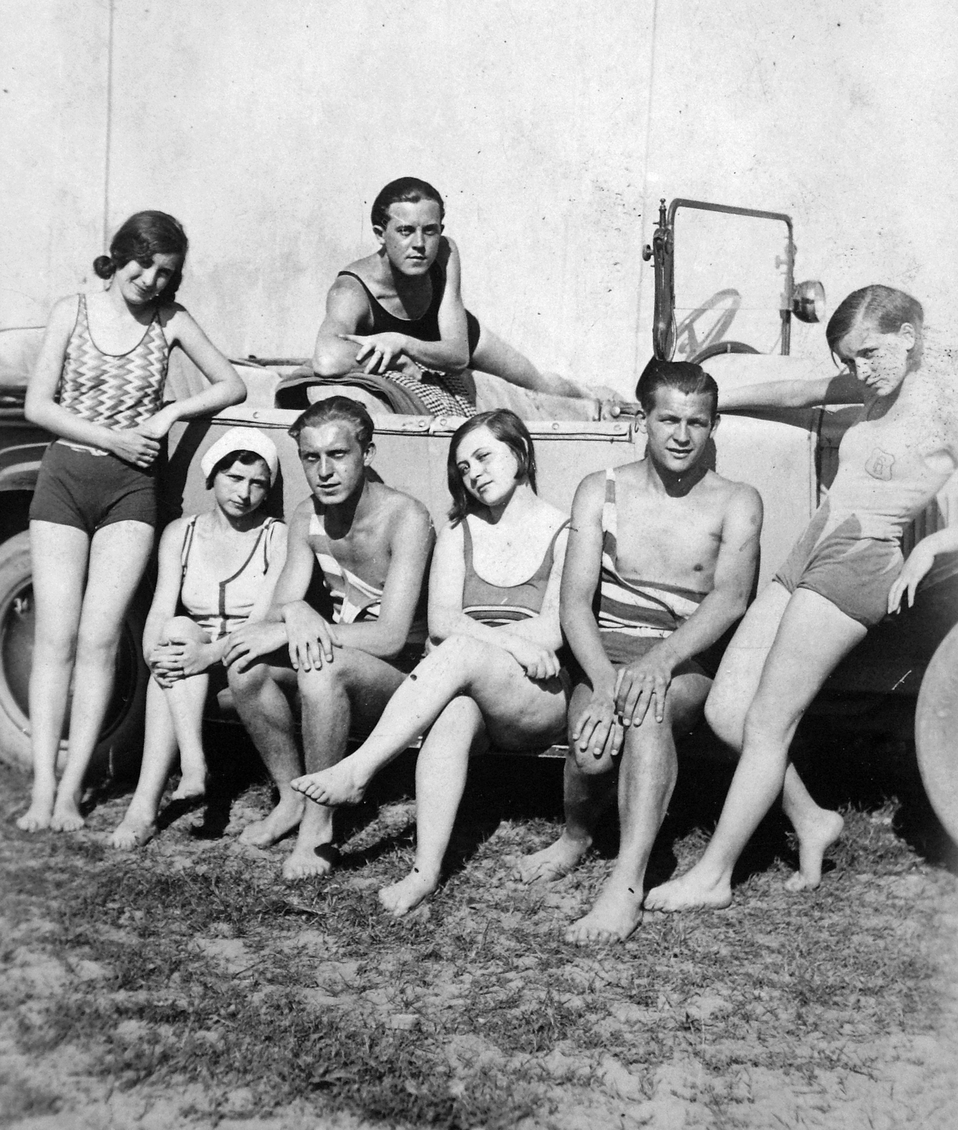 1929, Fortepan, free time, bathing suit, tableau, women, men, summer, automobile, sitting on a car, Fortepan #20232