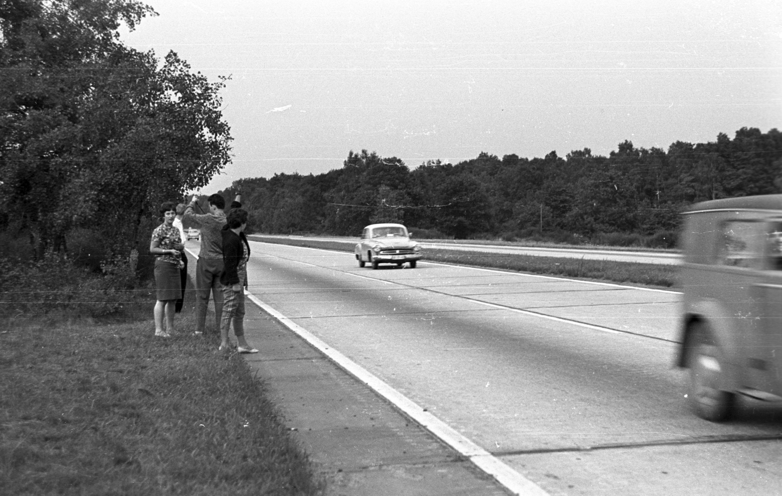 Germany, A10-es autópálya (Berliner Ring), Kranichberge pihenőhely., 1962, Faragó László, GDR, highway, hitchhiking, Fortepan #202500