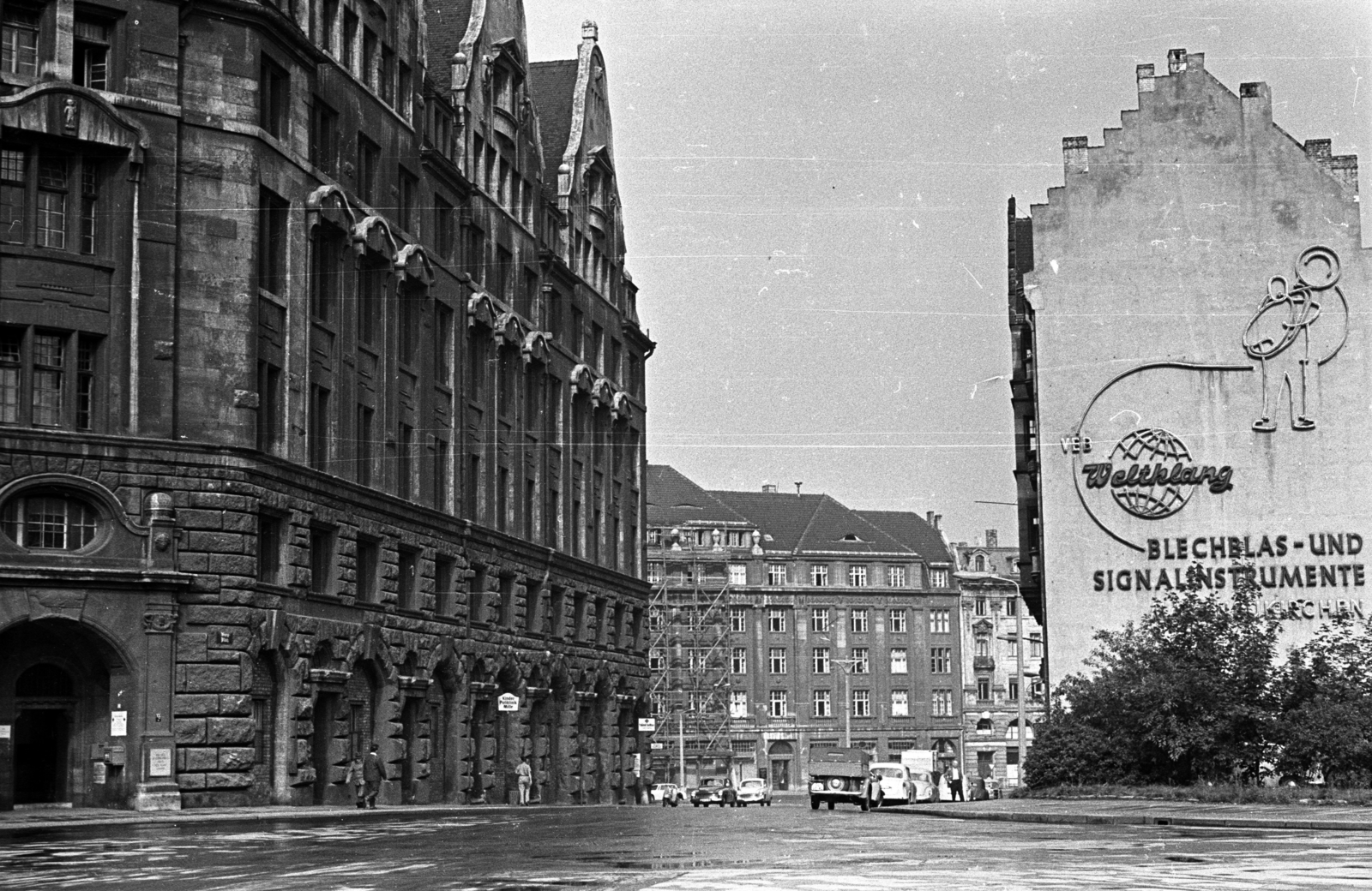 Germany, Leipzig, Markgrafenstrasse a Burgplatz felől, balra a Stadthaus látható., 1962, Faragó László, GDR, Fortepan #202510