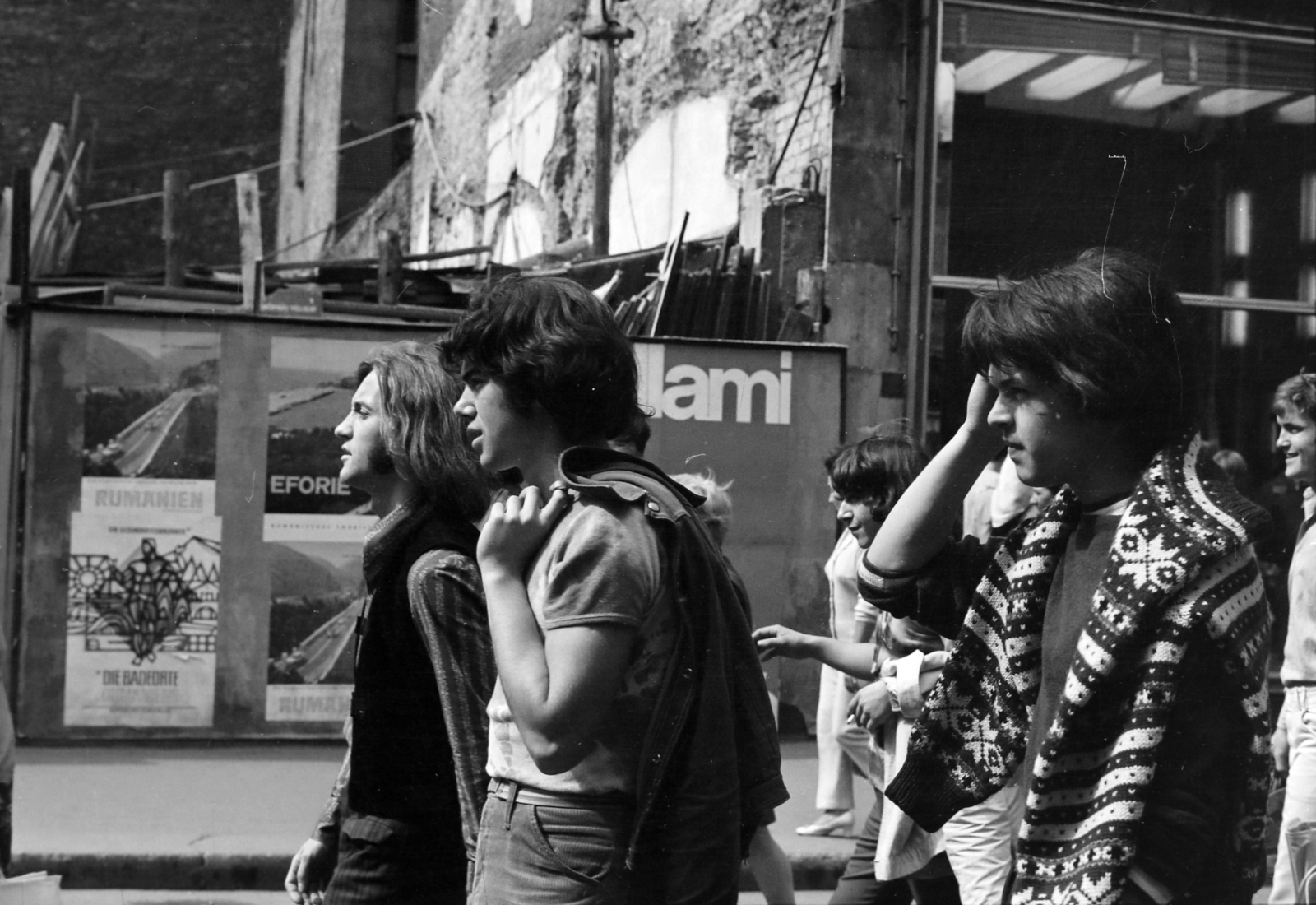 Hungary, Budapest V., Váci utca, Kiss Ernő, Papp Imre (Mityó) és Végvári Ádám a Volán zenekar tagjai., 1970, Rubinstein Sándor, Budapest, Fortepan #202674