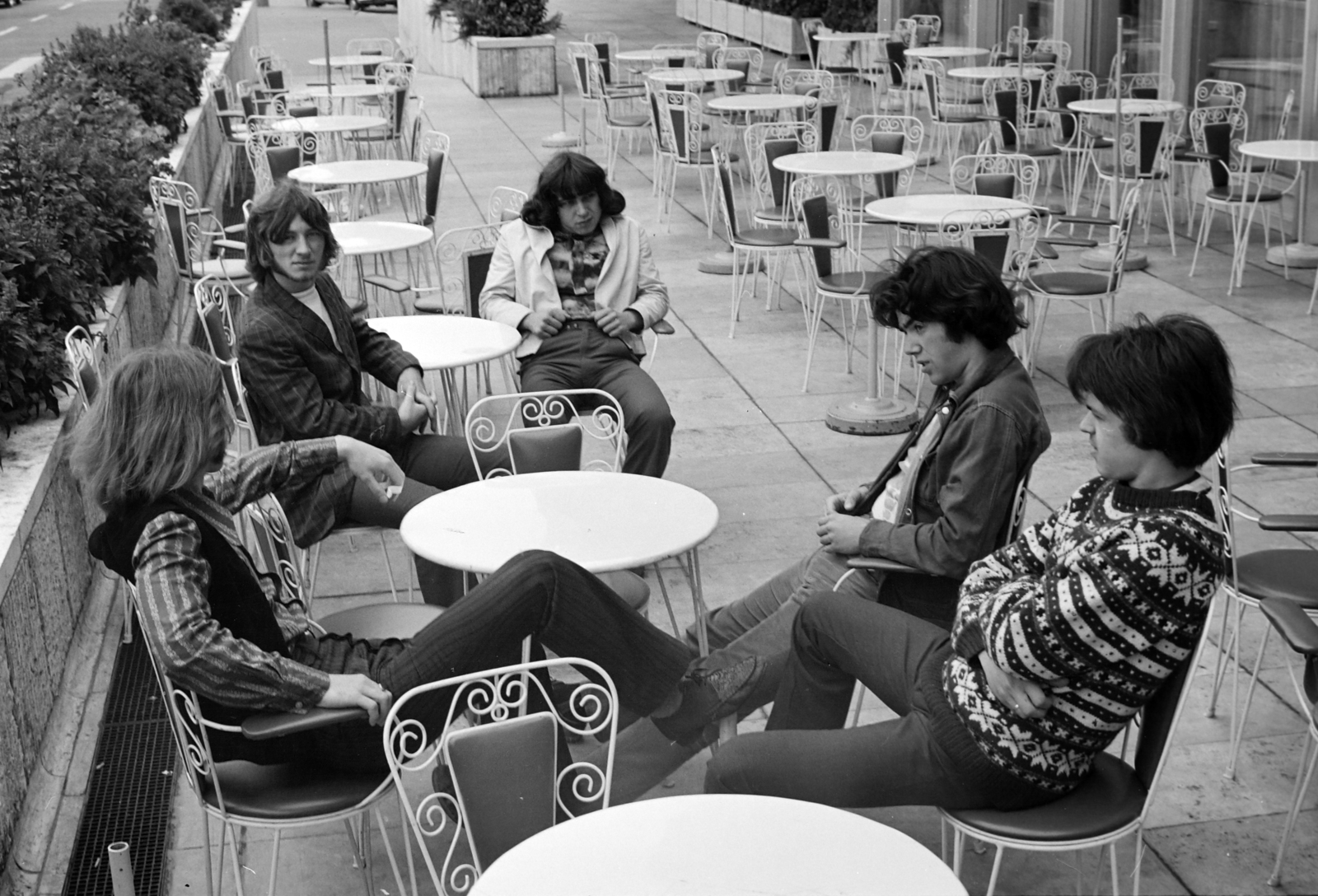 Hungary, Budapest V., Hotel Duna Intercontinental terasza, Kiss Ernő, Baranszky László, Papp Imre (Mityó), Batu András, Végvári Ádám a Volán zenekar tagjai., 1970, Rubinstein Sándor, Budapest, tableau, terrace, Fortepan #202683