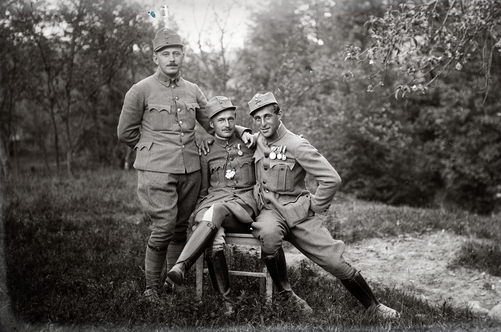 1916, Tóth Árpád, three people, soldier, medal, uniform, Fortepan #203287