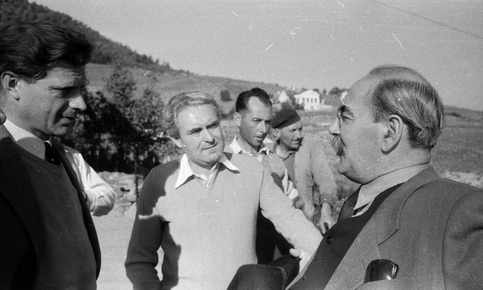 Hungary,Lake Balaton, Badacsonytomaj, jobb szélen Nagy Imre, a felvétel a miniszterelnök szüreti látogatásakor, 1956. október 22-én készült., 1956, Kotnyek Antal, celebrity, politician, Fortepan #203536