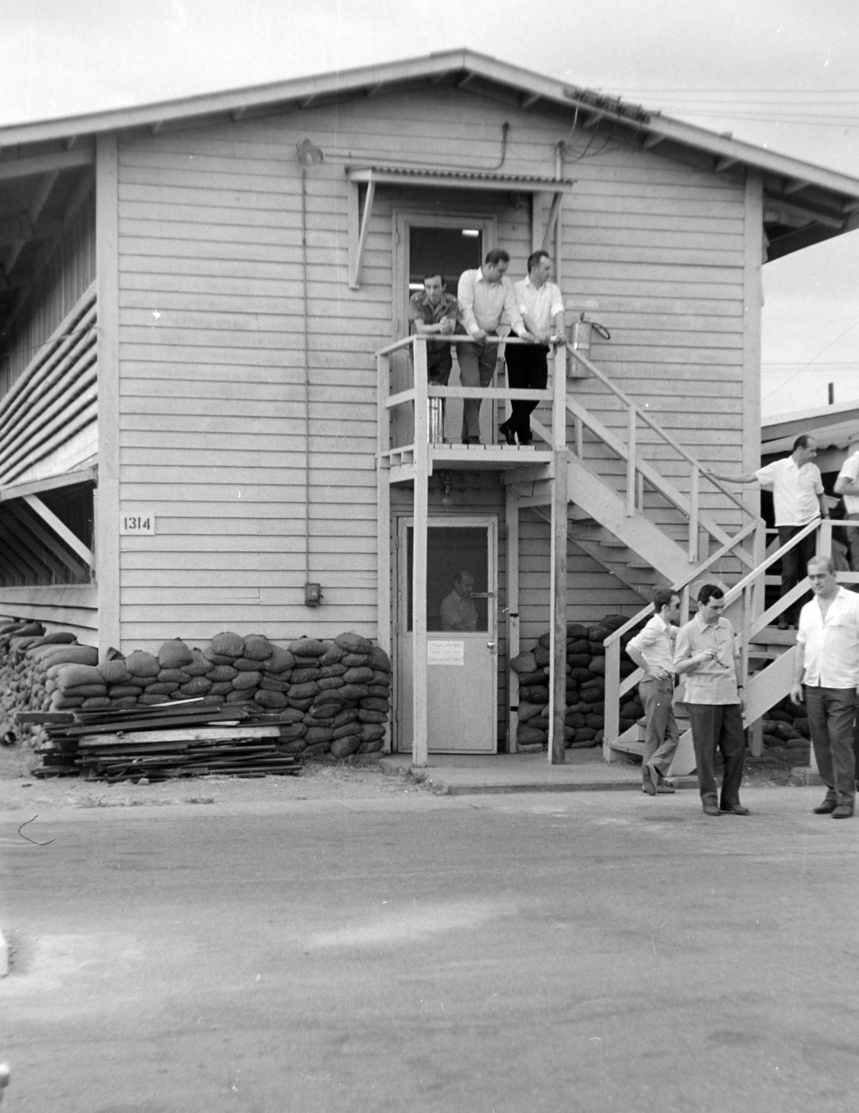 Vietnam, Ho Chi Minh City, (Saigon), Tan Son Nhut légibázis (Căn cứ không quân Tân Sơn Nhứt), a Nemzetközi Ellenőrző és Felügyelő Bizottság (International Commission of Control and Supervision / ICCS) tábora., 1973, Kővári György, ICCS-organisation, Fortepan #203580