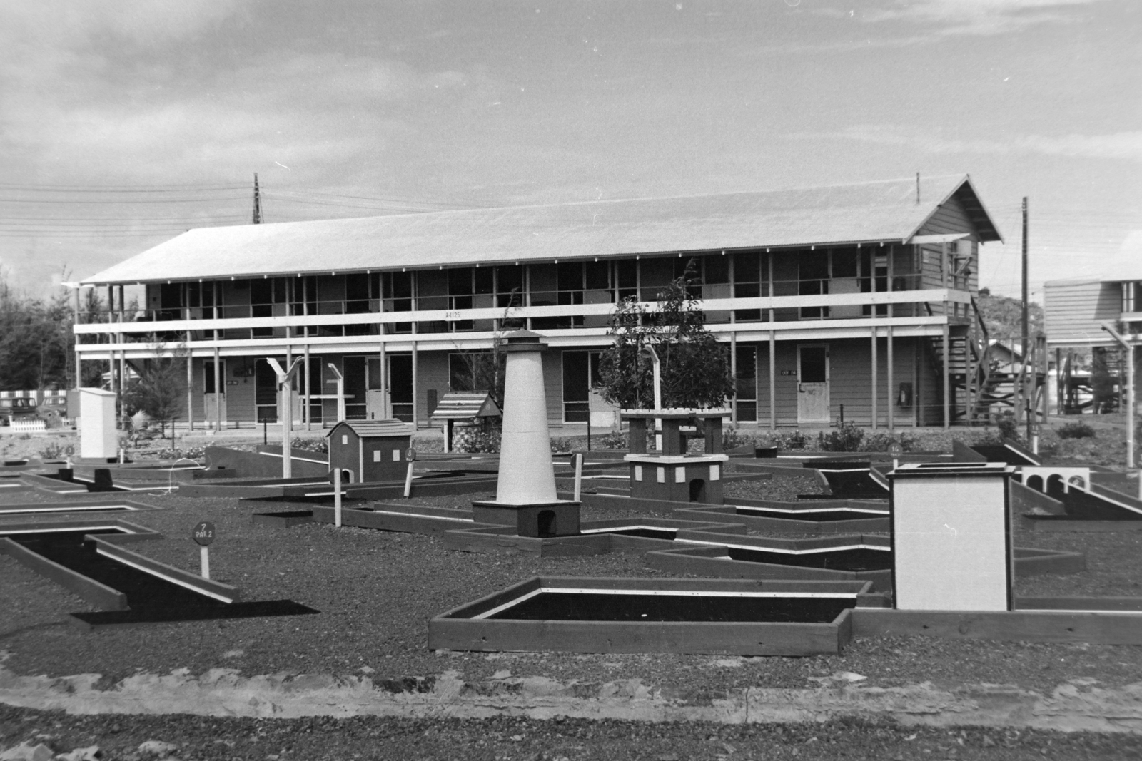 Vietnam, Ho Chi Minh City, (Saigon), Tan Son Nhut légibázis (Căn cứ không quân Tân Sơn Nhứt), a Nemzetközi Ellenőrző és Felügyelő Bizottság (International Commission of Control and Supervision / ICCS) tábora., 1973, Kővári György, Fortepan #203637