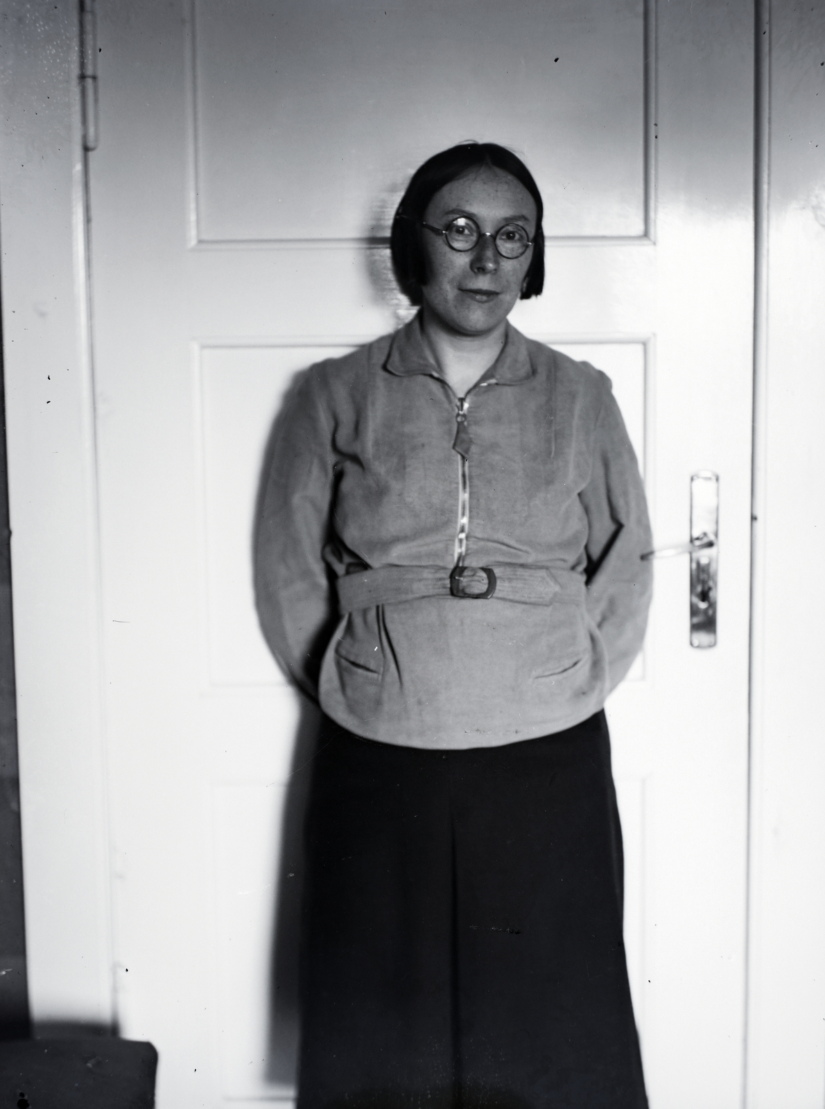1935, Kurutz Márton, glasses, door, female figure, Fortepan #203840