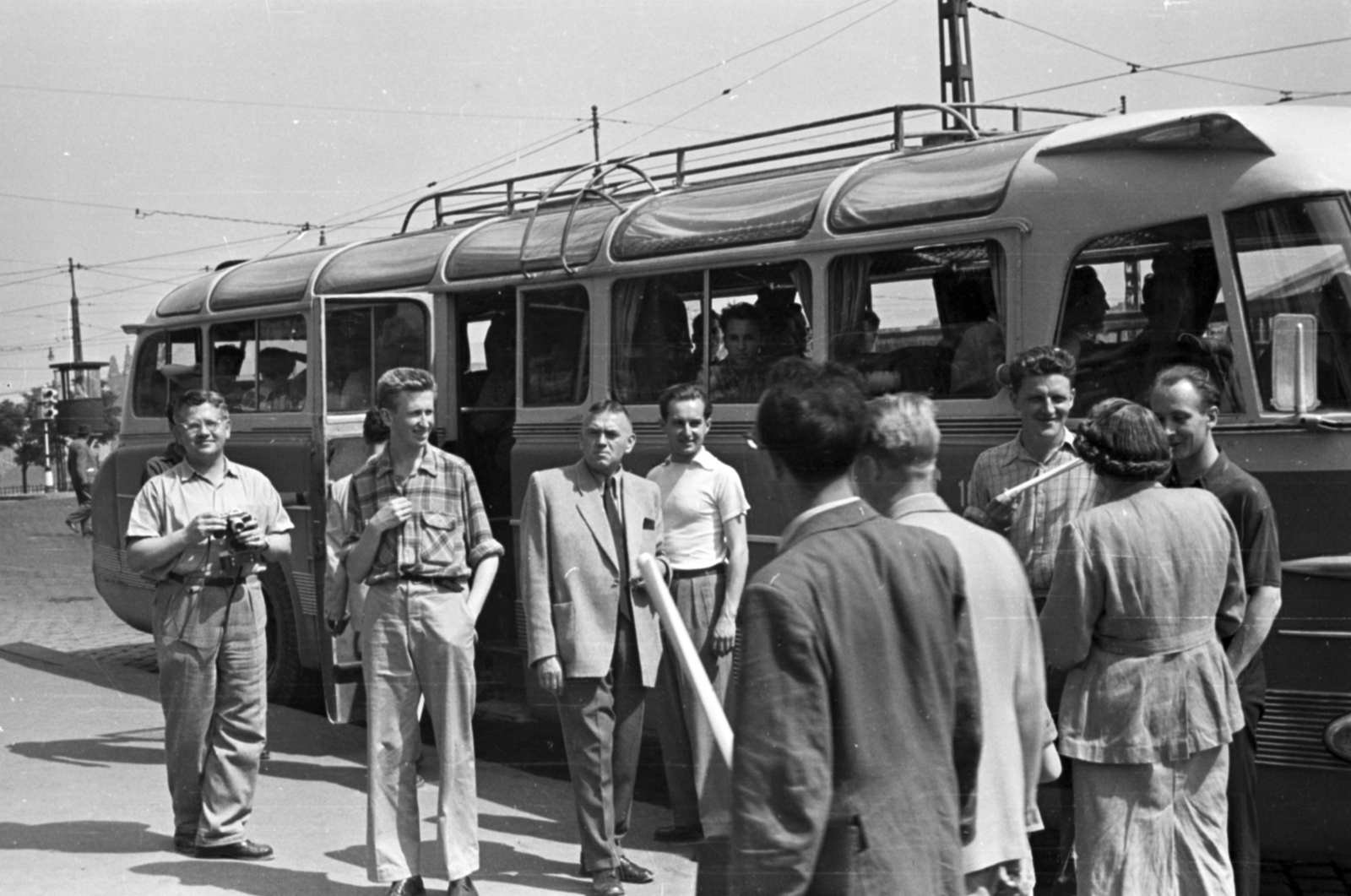 Hungary, Budapest XI., Szent Gellért tér, a felvétel a Gellért Szálló előtt készült., 1959, Kurutz Márton, Budapest, Fortepan #203932
