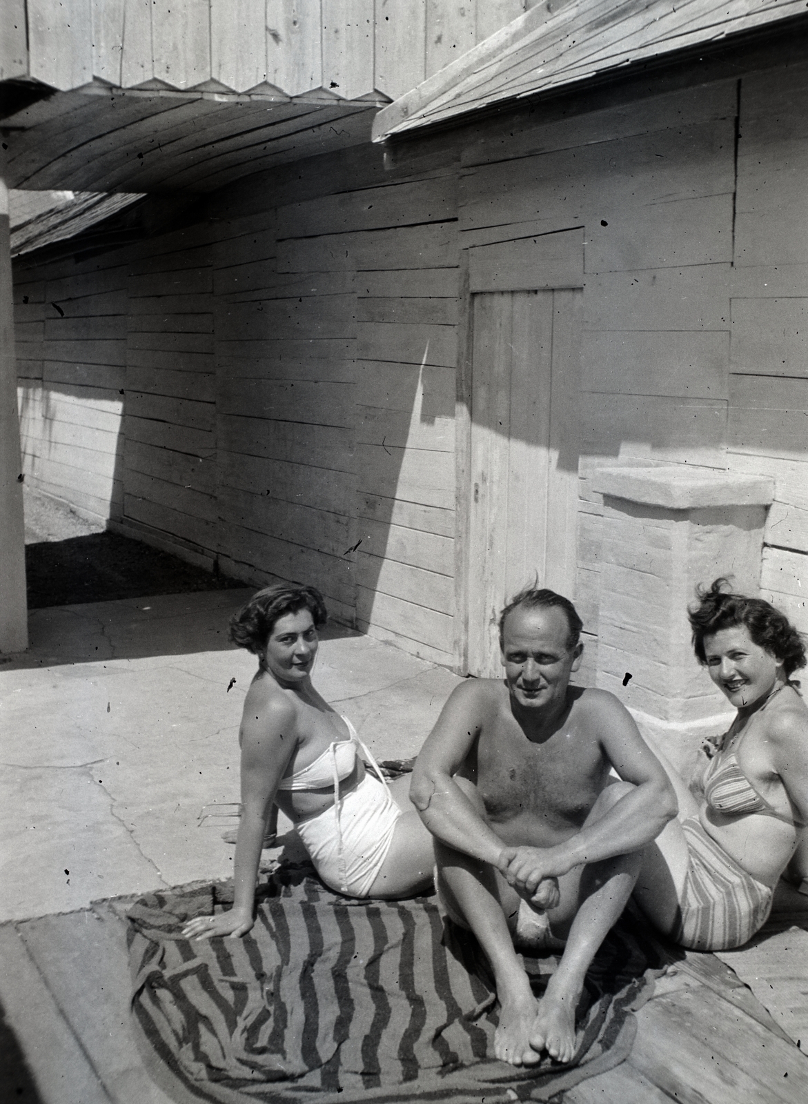 1948, Papp Róbert, lady, gentleman, sunbathe, Fortepan #204197