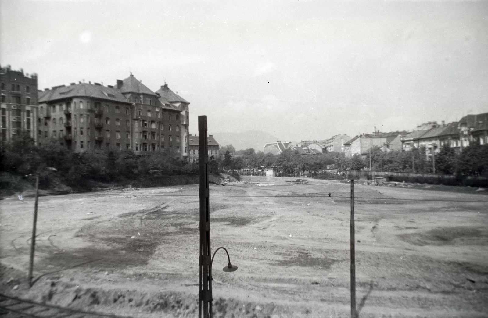 Hungary, Budapest I.,Budapest II.,Budapest XII., a Széll Kálmán tér a Vérmező út felől a Szilágyi Erzsébet (Olasz) fasor felé nézve., 1939, Papp Róbert, Budapest, Fortepan #204215