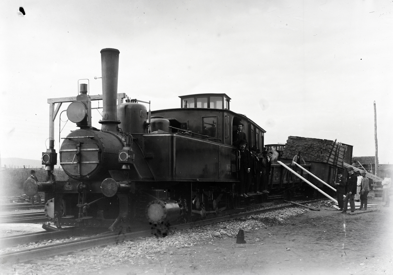 Bosnia and Herzegovina, az aradi Weitzer gyárban készült MÁV XII. osztályú gőzmozdony., 1910, Plohn József, steam locomotive, railway, rail, railroad switch, Fortepan #204267