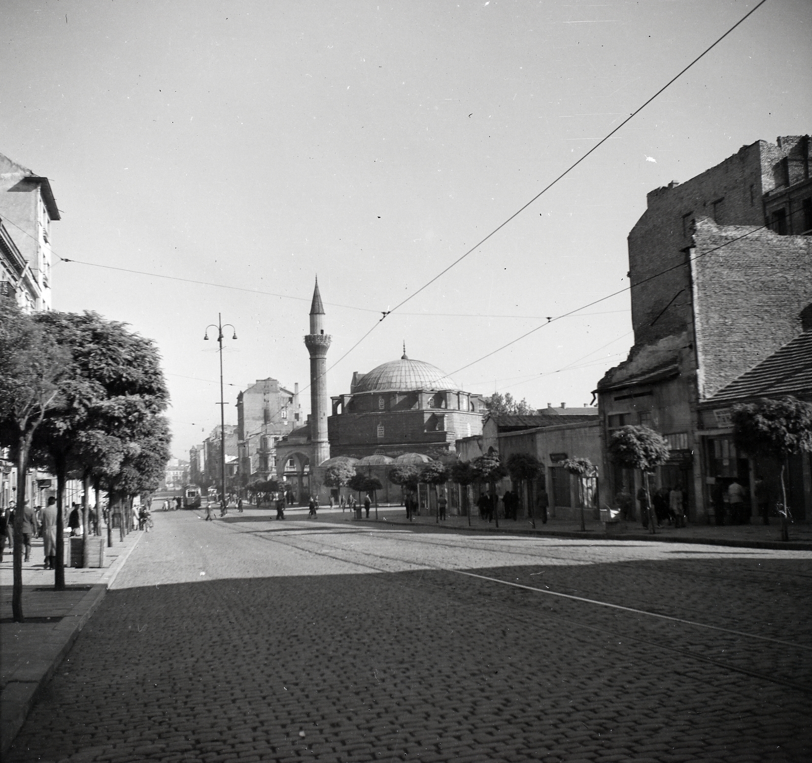 Bulgaria, Sofia, Mária Lujza hercegnő sugárút, középen a Banja basi mecset., 1942, Somlói Miklós dr., mosque, cobblestones, Fortepan #204297