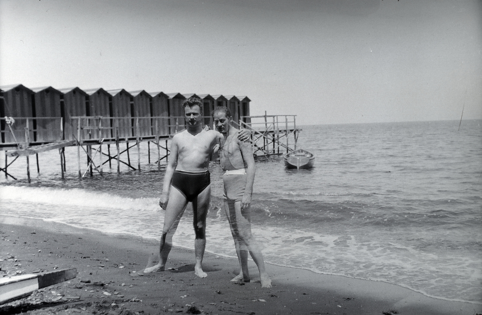 Hungary,Lake Balaton, Badacsonytomaj,Badacsony, 1929, Somogyvári Gergő, pier, sea shore, half-naked, Fortepan #204379