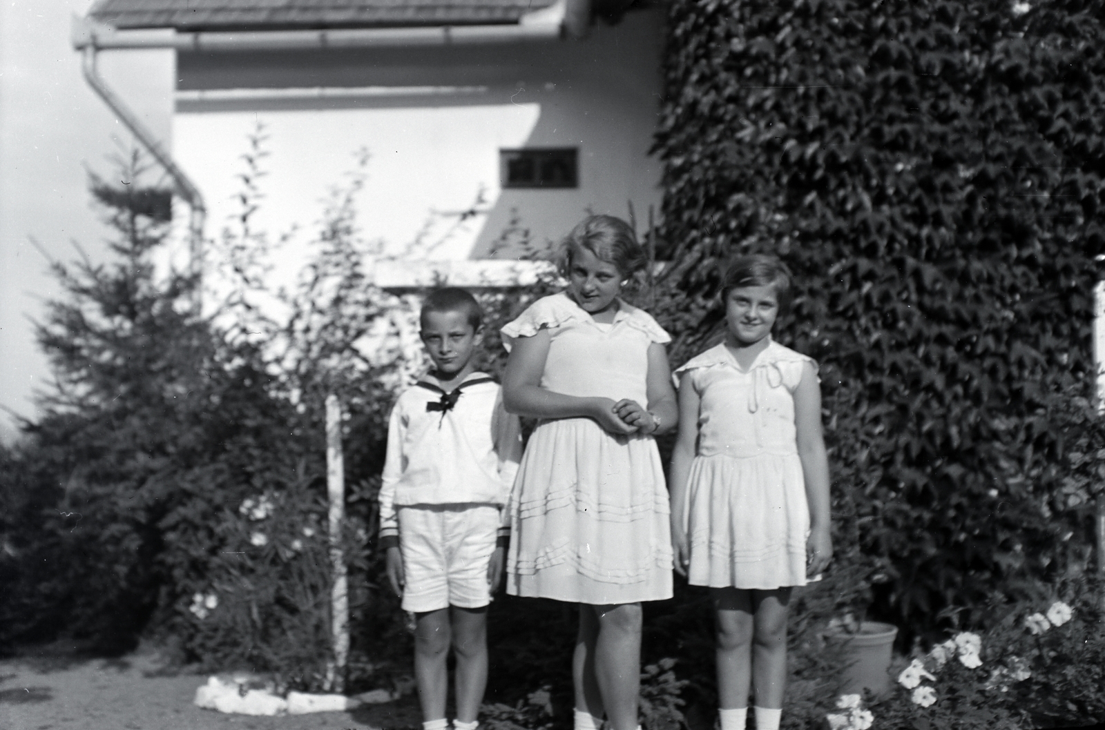 1934, Somogyvári Gergő, kids, white dress, Fortepan #204385
