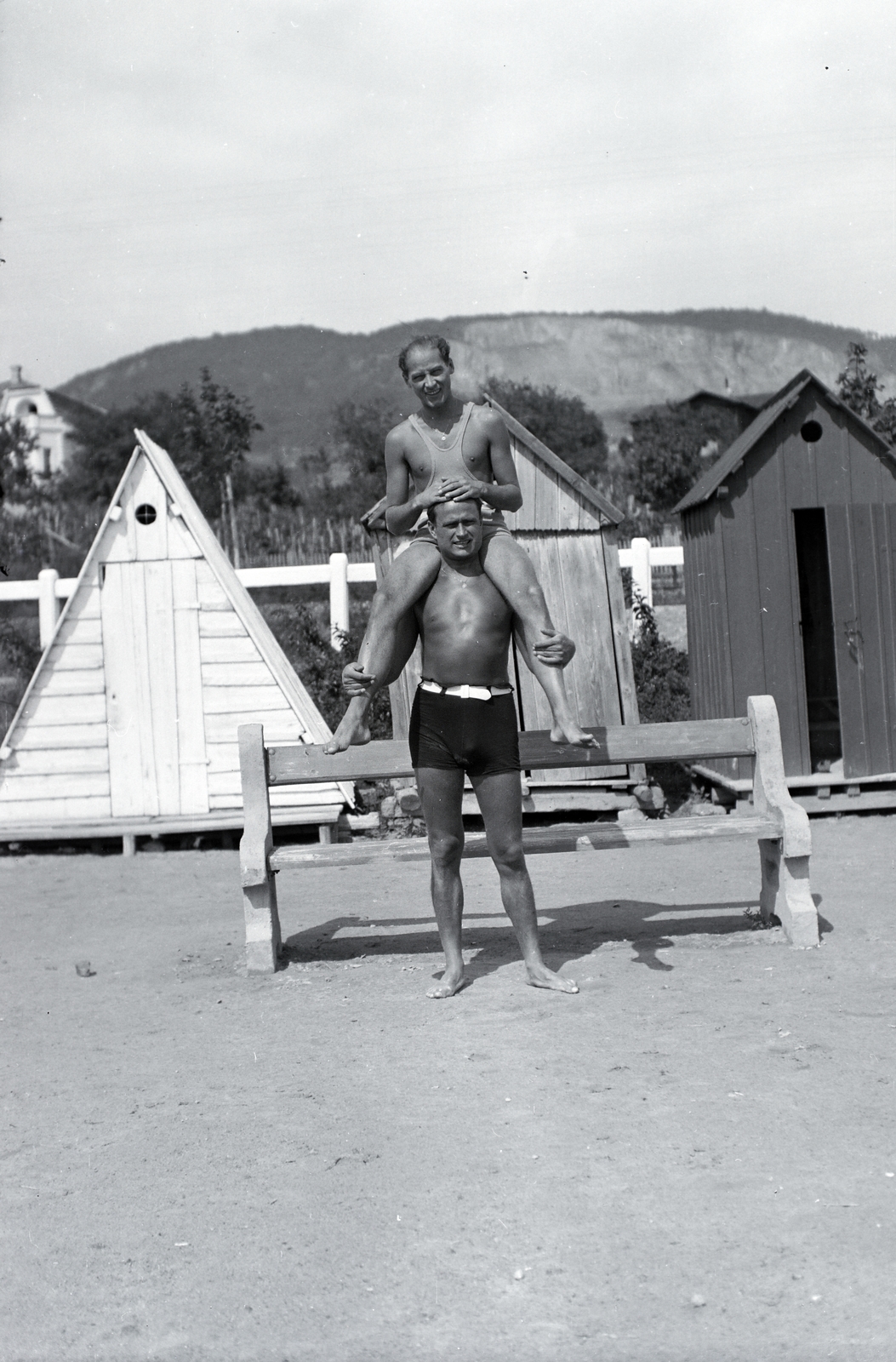 Hungary,Lake Balaton, Badacsonytomaj, 1934, Somogyvári Gergő, bathing costume, sitting on the shoulders, half-naked, Fortepan #204386