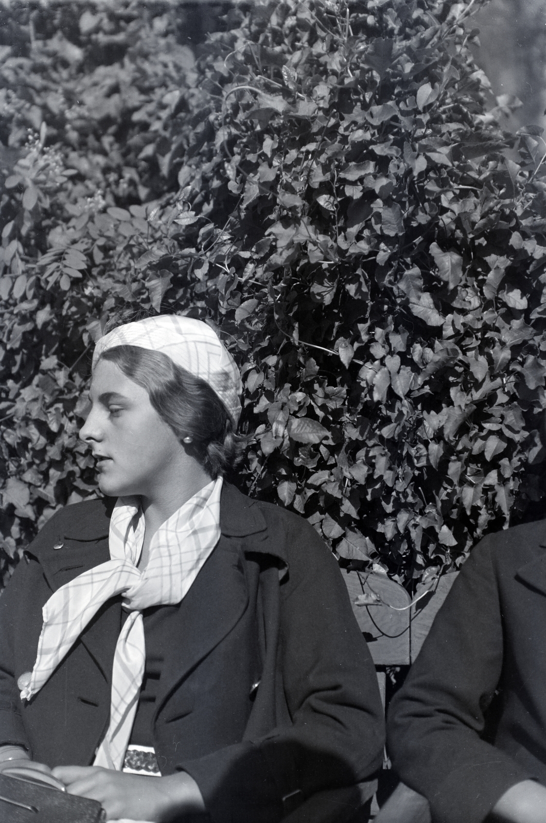 1937, Somogyvári Gergő, woman, lady, cap, scarf, neck scarf, face profile, Fortepan #204409