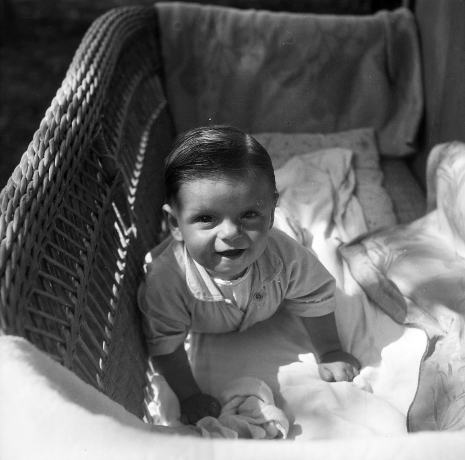 1952, Szalai Zoltán, smile, kids beds, newborn, Fortepan #204510