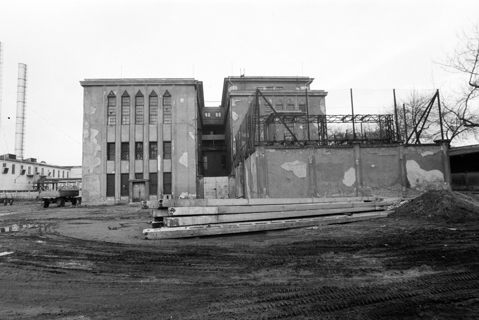 Hungary, Budapest XIII., Kárpát utca 30-32., az ELMŰ Kőtéri alállomása a Dráva utca felől nézve., 1970, Kereki Sándor, Budapest, building material, Fortepan #204835