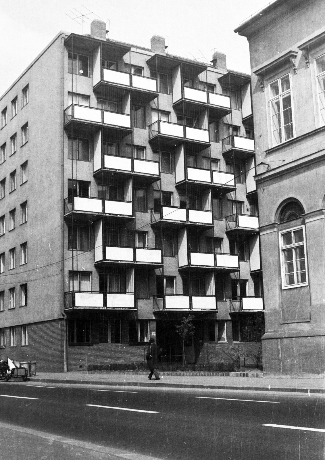 Hungary, Budapest I., Attila út, szemben a 17-es számú ház., 1970, Kereki Sándor, Budapest, balcony, modern architecture, Fortepan #204840