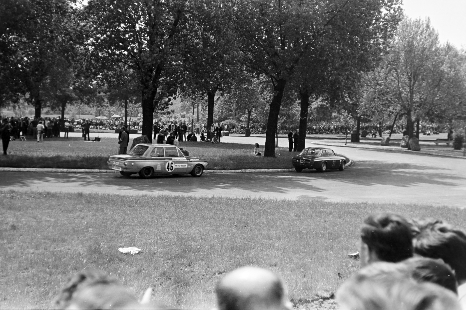Magyarország, Népliget, Budapest X., Budapest Nagydíj, túraautó EB futam., 1969, Kereki Sándor, BMW-márka, Alfa Romeo-márka, autóverseny, Budapest, Fortepan #204891