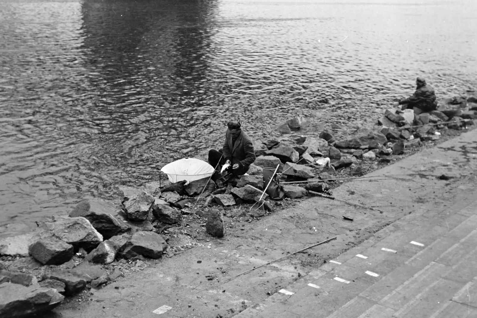 Hungary, Budapest XI., Duna-part., 1971, Kereki Sándor, fishing, Budapest, Fortepan #204959