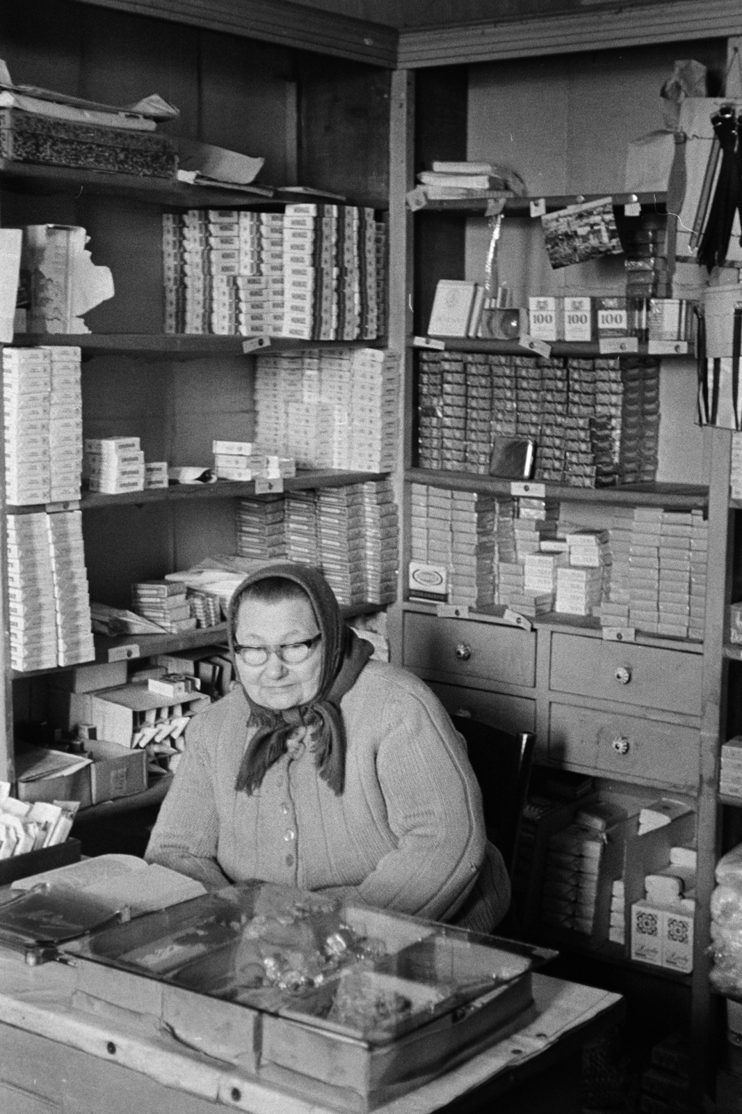1973, Kereki Sándor, cigarette, tobacco shop, Fortepan #205198