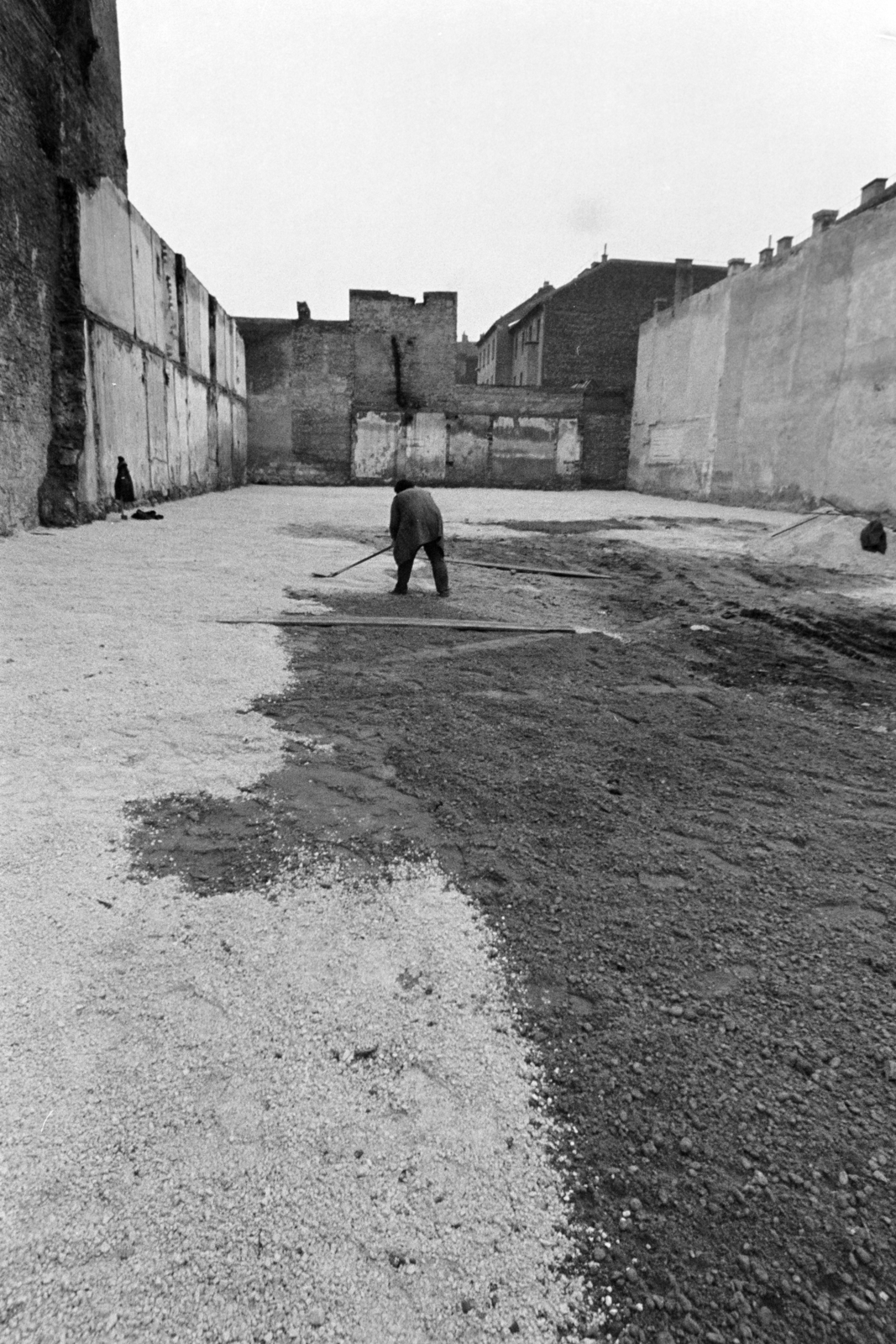 1975, Kereki Sándor, firewall, vacant land, Fortepan #205554