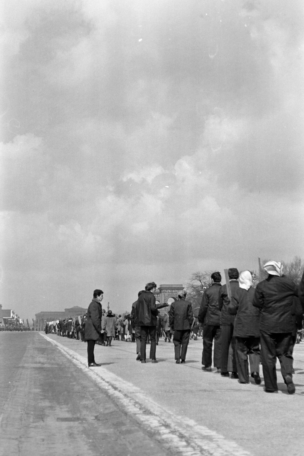 Hungary, Budapest XIV., Dózsa György út, Ötvenhatosok tere (Felvonulási tér), május 1-i felvonulás., 1970, Kereki Sándor, Budapest, march, Fortepan #205789