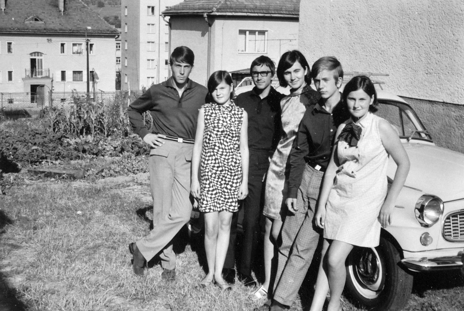 Hungary, 1967, Fortepan, tableau, boys, girl, automobile, Fortepan #20592