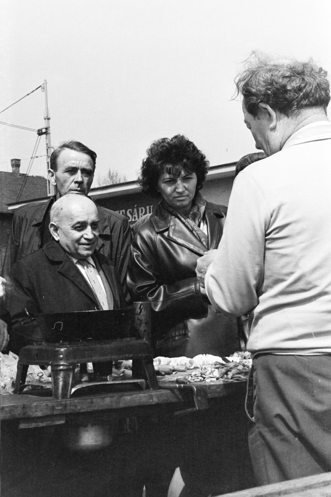 Hungary, Budapest XIII., Lehel (Élmunkás) téri piac., 1975, Kereki Sándor, Budapest, market, pan, Fortepan #206010