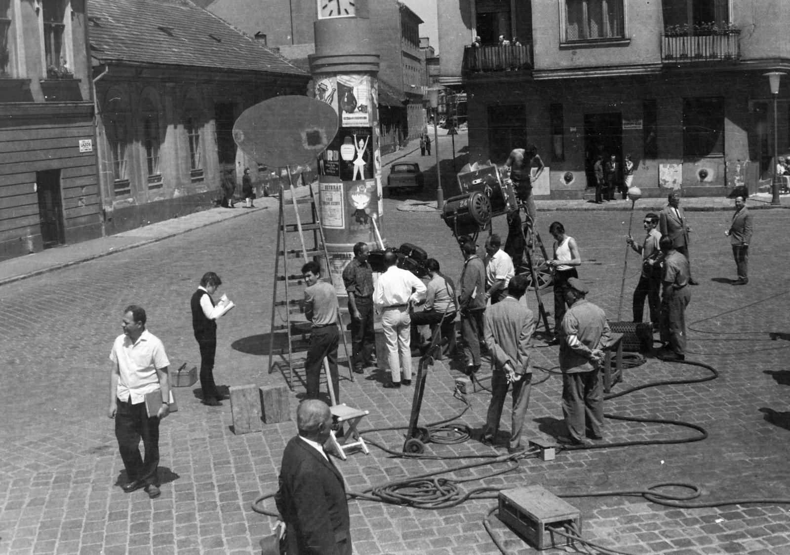 Hungary, Óbuda, Budapest III., Lajos utca, Az özvegy és a százados című film forgatása, háttérben a Fényes Adolf utca torkolata., 1967, Kereki Sándor, filming, Budapest, Fortepan #206173