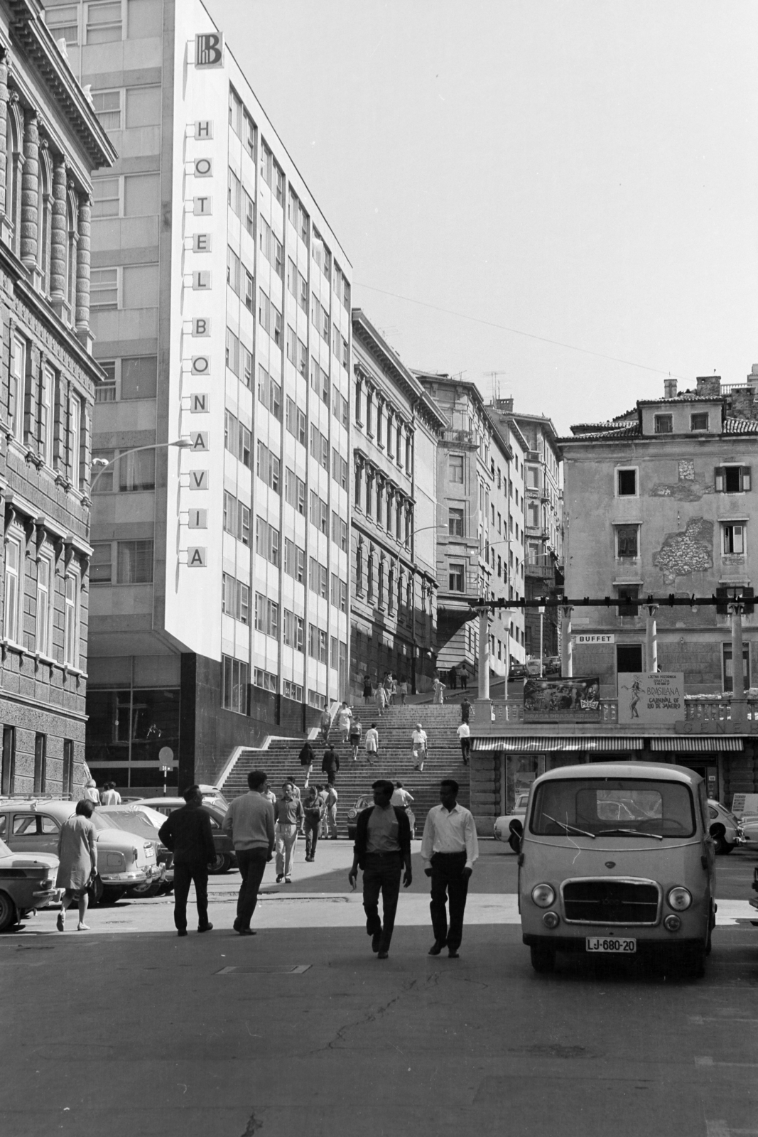 Croatia,Adriatic Sea, Rijeka, Trg Brigade Hrvatske Vojske, Grand Hotel Bonavia., 1975, Kopányi György, Yugoslavia, Fortepan #206299