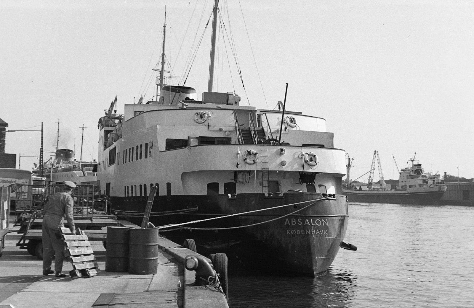 Denmark, Copenhagen, Havnegade, a Koppenhága és Malmö között közlekedő Absalon hajó., 1970, Kopányi György, Fortepan #206346