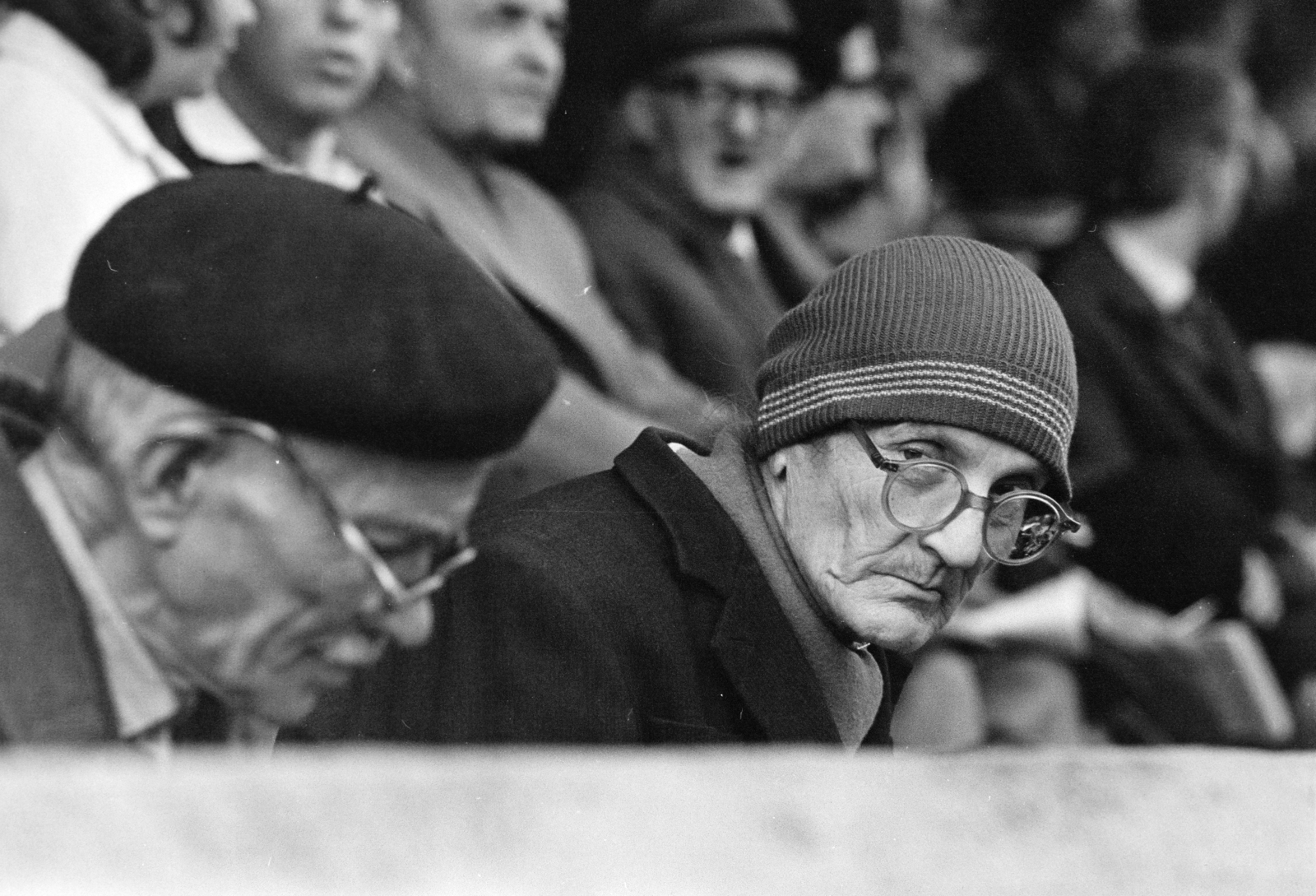 Hungary, Budapest X., Albertirsai út, Lóversenypálya (később Kincsem Park)., 1970, Kereki Sándor, Budapest, cap, glasses, Fortepan #206413
