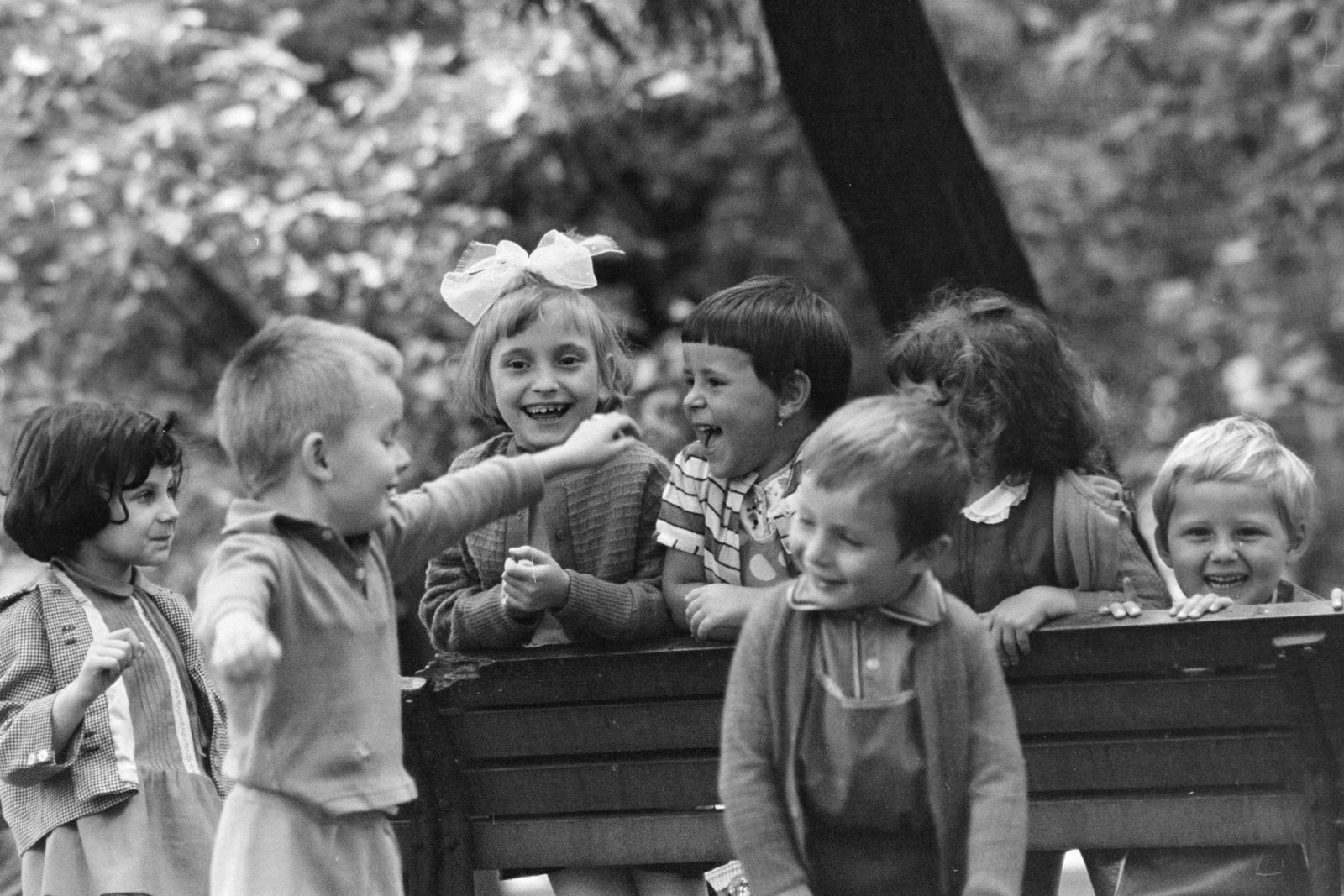 1971, Kereki Sándor, kids, bench, Fortepan #206483